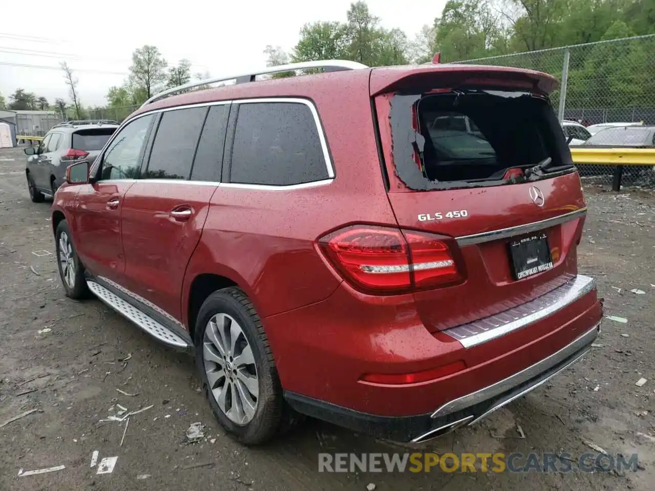 3 Photograph of a damaged car 4JGDF6EE0KB235380 MERCEDES-BENZ GLS-CLASS 2019