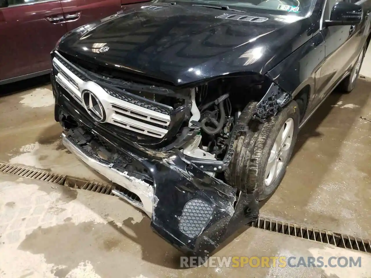 9 Photograph of a damaged car 4JGDF6EE1KB184732 MERCEDES-BENZ GLS-CLASS 2019