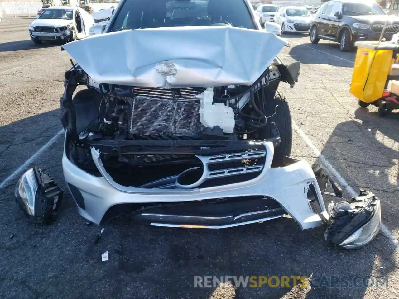 9 Photograph of a damaged car 4JGDF6EE1KB221634 MERCEDES-BENZ GLS-CLASS 2019