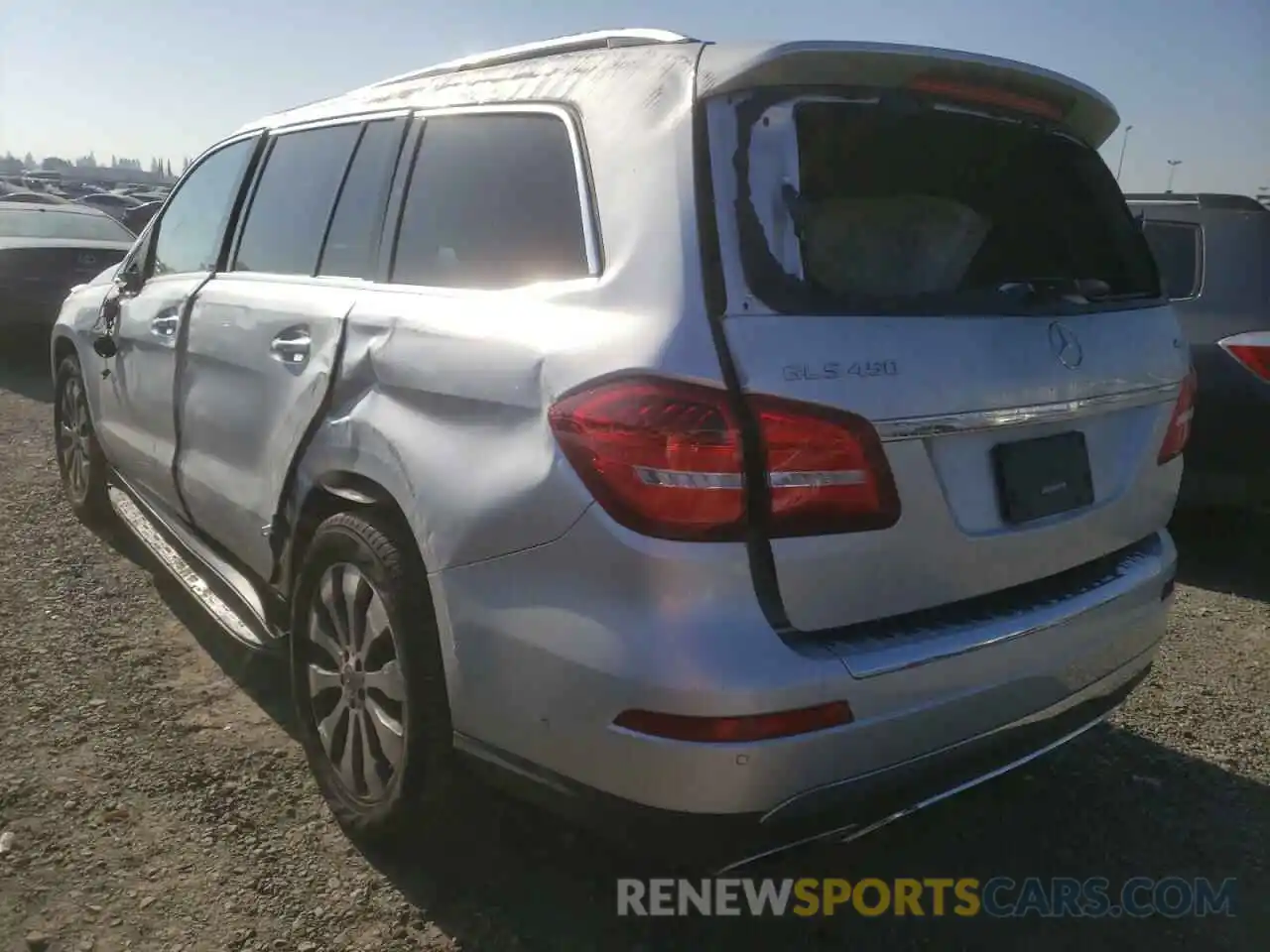 3 Photograph of a damaged car 4JGDF6EE1KB231287 MERCEDES-BENZ GLS-CLASS 2019