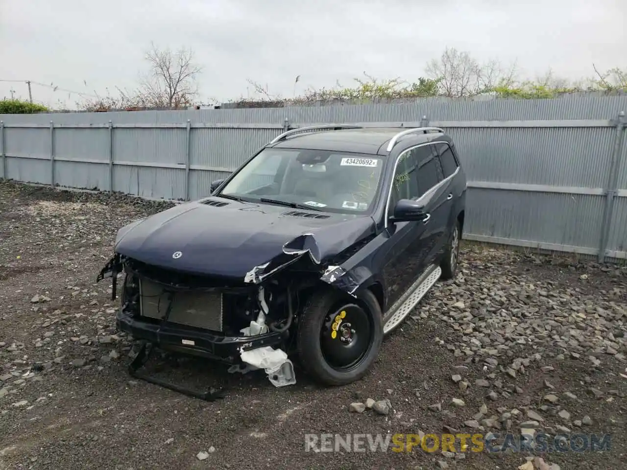 2 Photograph of a damaged car 4JGDF6EE2KB230780 MERCEDES-BENZ GLS-CLASS 2019