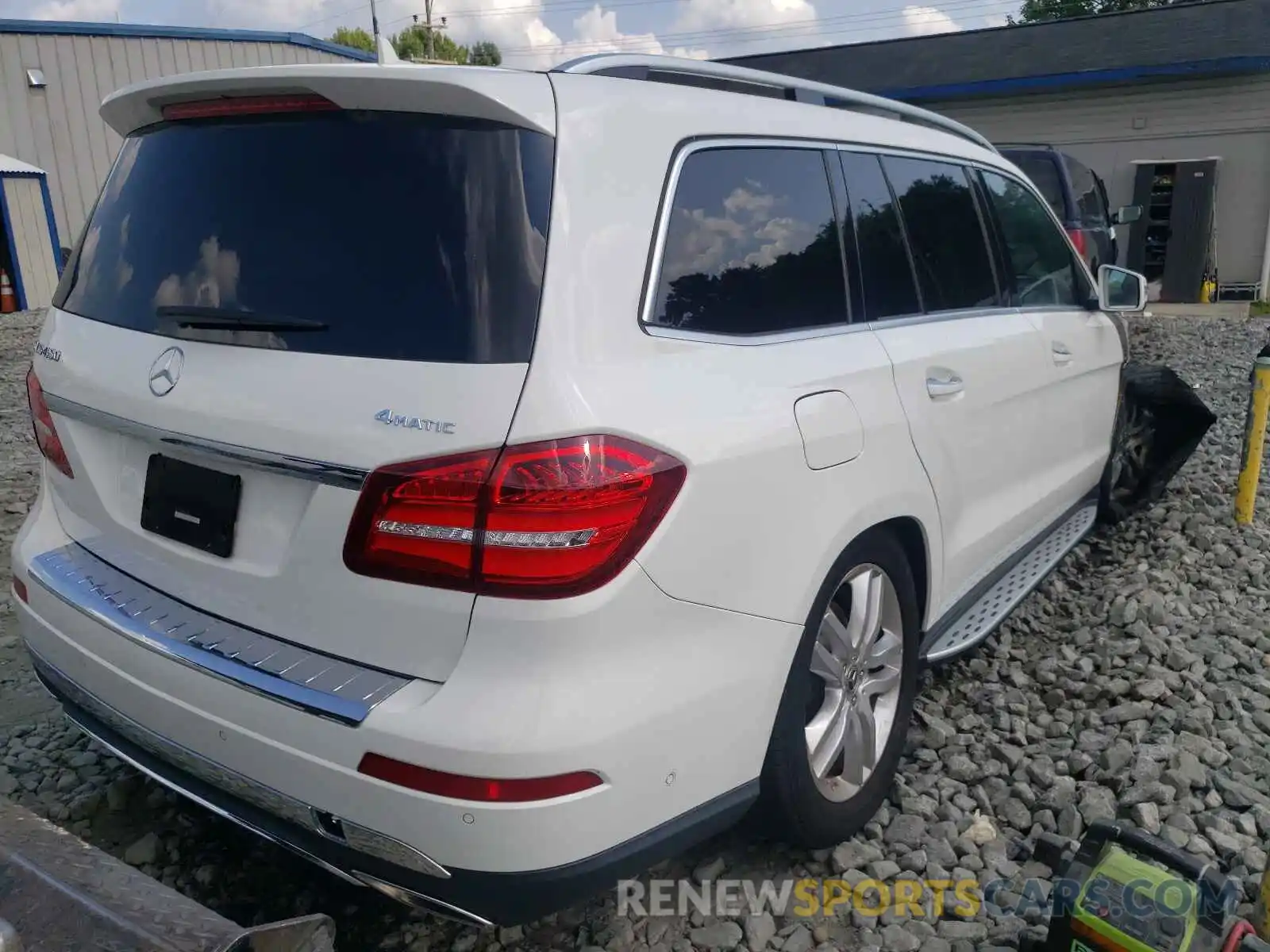 4 Photograph of a damaged car 4JGDF6EE2KB231816 MERCEDES-BENZ GLS-CLASS 2019