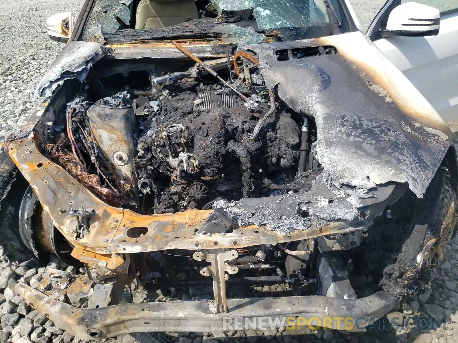 7 Photograph of a damaged car 4JGDF6EE2KB231816 MERCEDES-BENZ GLS-CLASS 2019