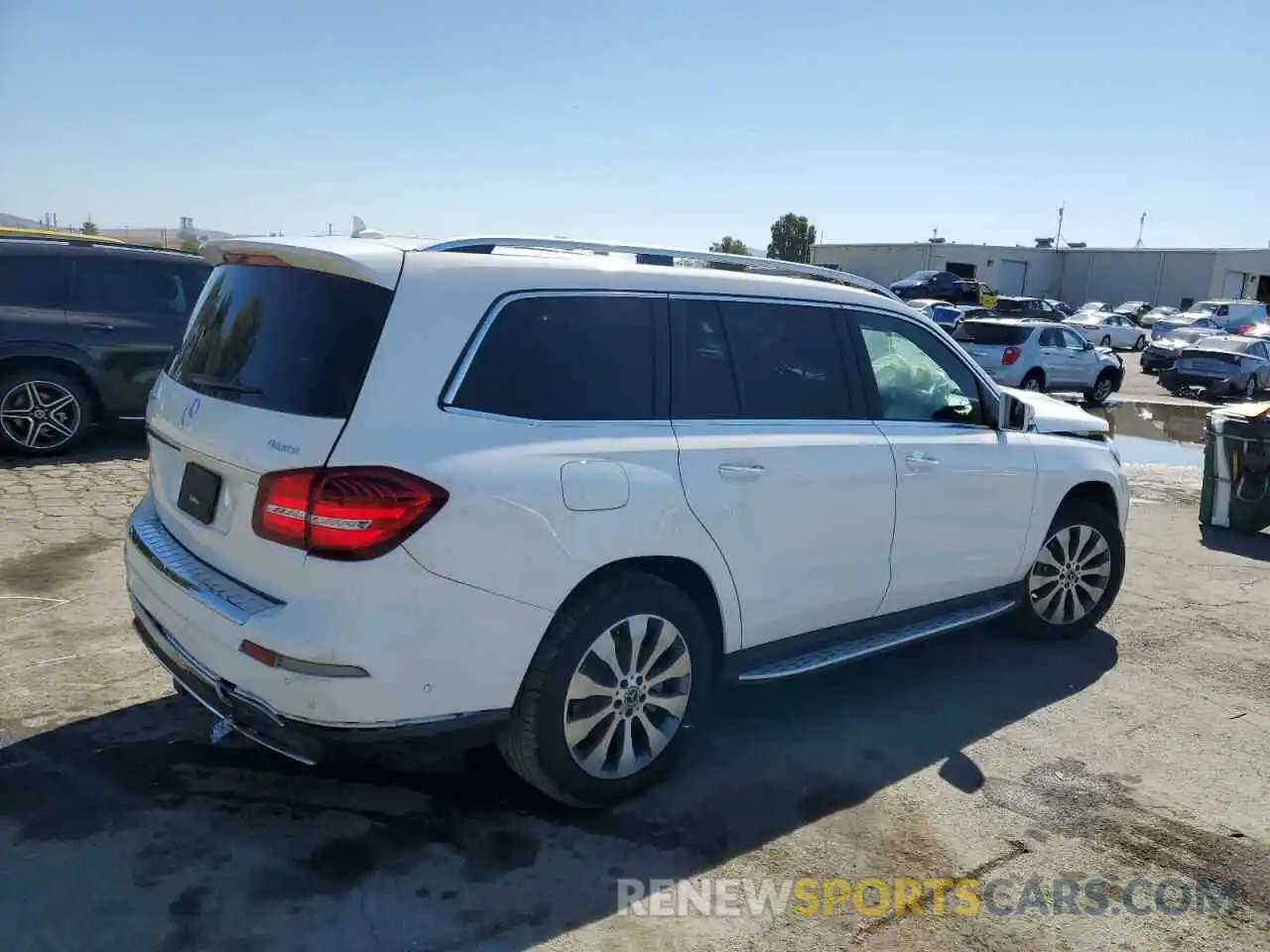 4 Photograph of a damaged car 4JGDF6EE2KB240841 MERCEDES-BENZ GLS-CLASS 2019