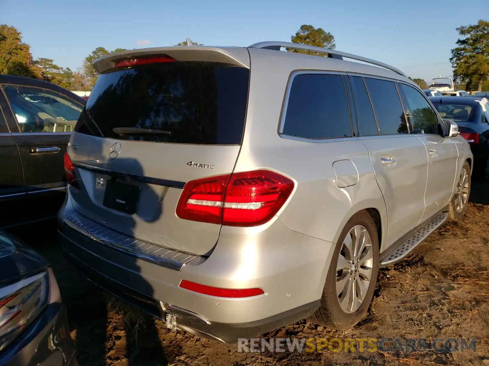 4 Photograph of a damaged car 4JGDF6EE3KB224843 MERCEDES-BENZ GLS-CLASS 2019