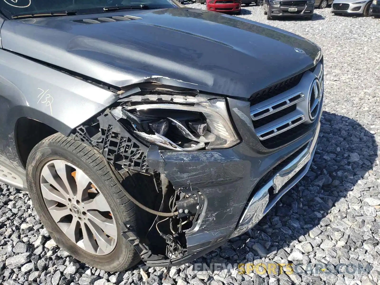 9 Photograph of a damaged car 4JGDF6EE3KB227905 MERCEDES-BENZ GLS-CLASS 2019