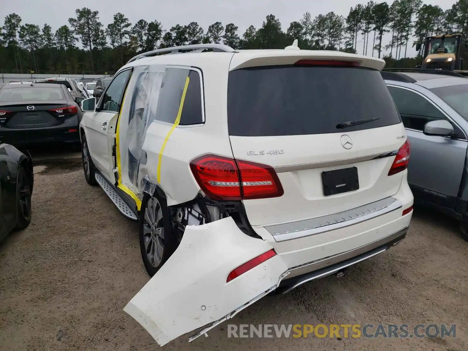 3 Photograph of a damaged car 4JGDF6EE3KB237480 MERCEDES-BENZ GLS-CLASS 2019