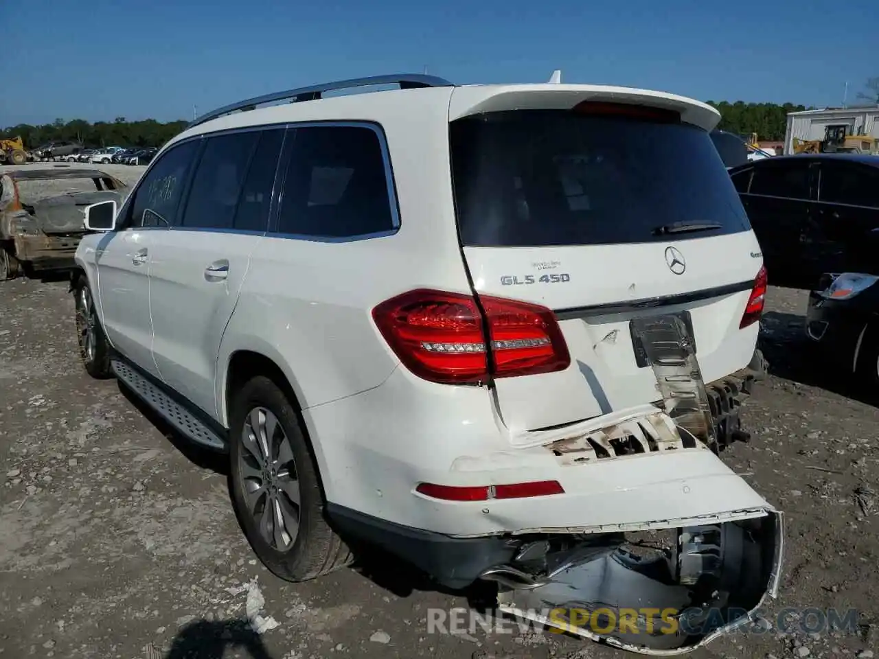 3 Photograph of a damaged car 4JGDF6EE4KB227217 MERCEDES-BENZ GLS-CLASS 2019