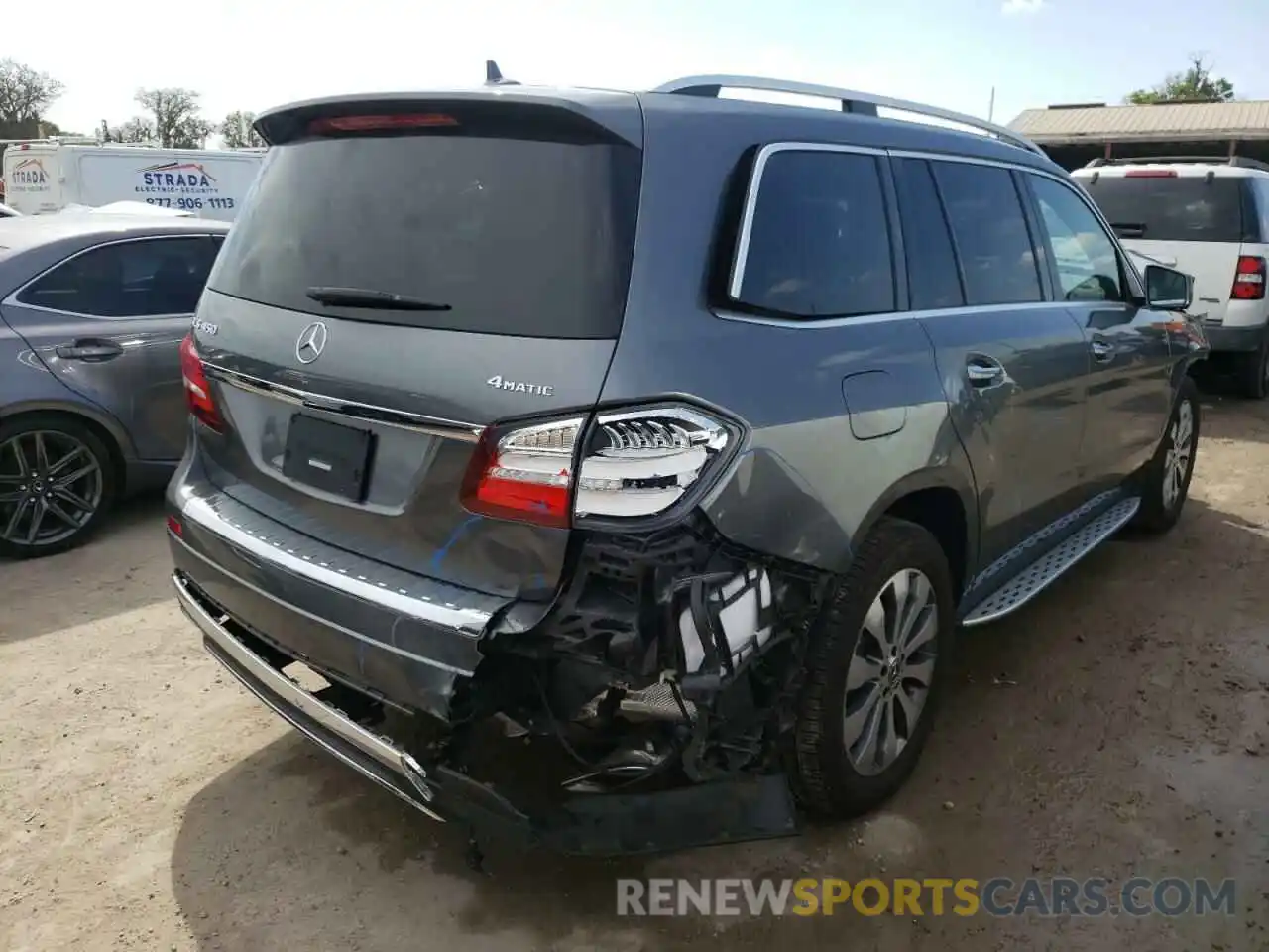 4 Photograph of a damaged car 4JGDF6EE4KB227220 MERCEDES-BENZ GLS-CLASS 2019