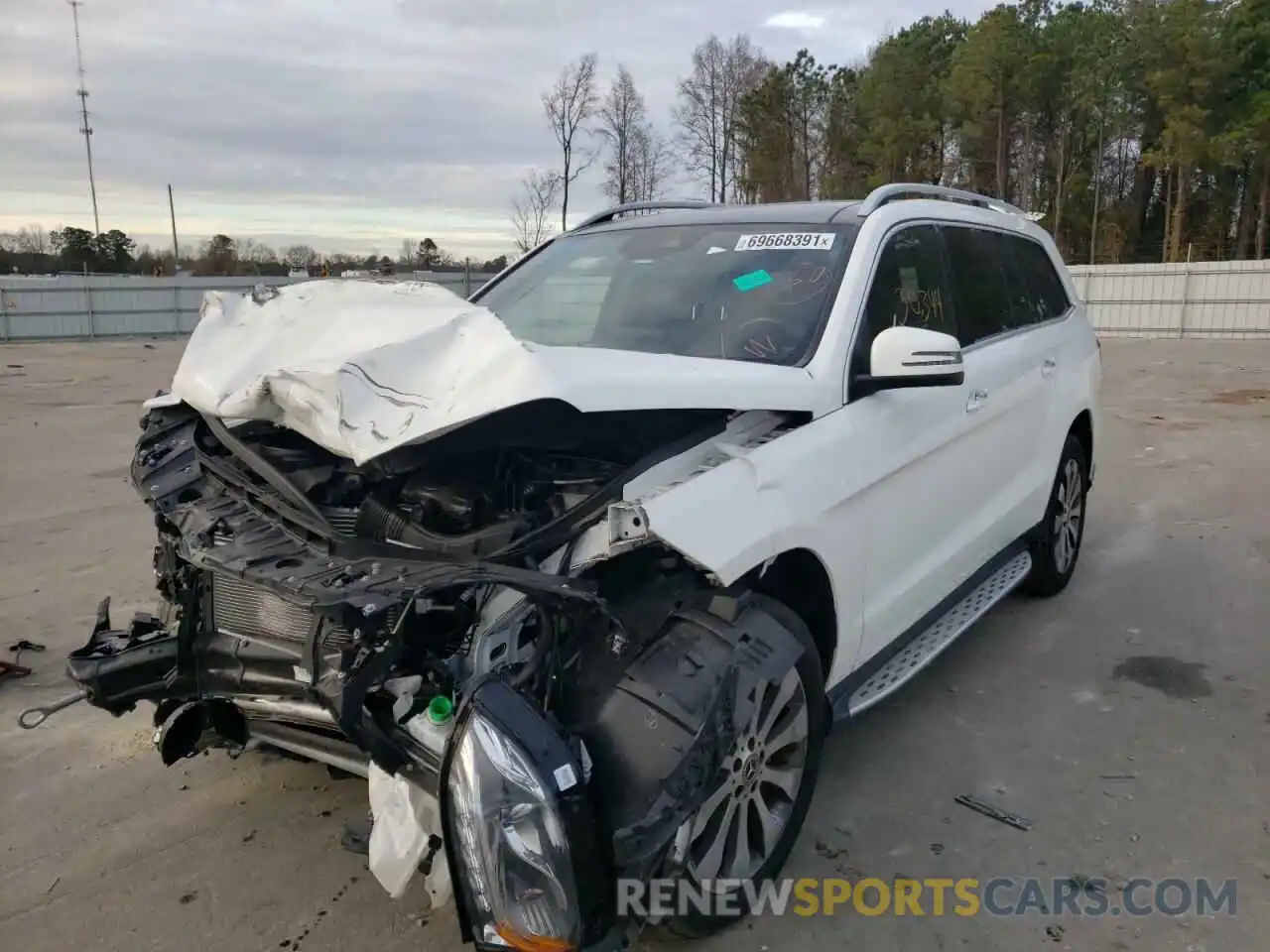 2 Photograph of a damaged car 4JGDF6EE4KB228061 MERCEDES-BENZ GLS-CLASS 2019