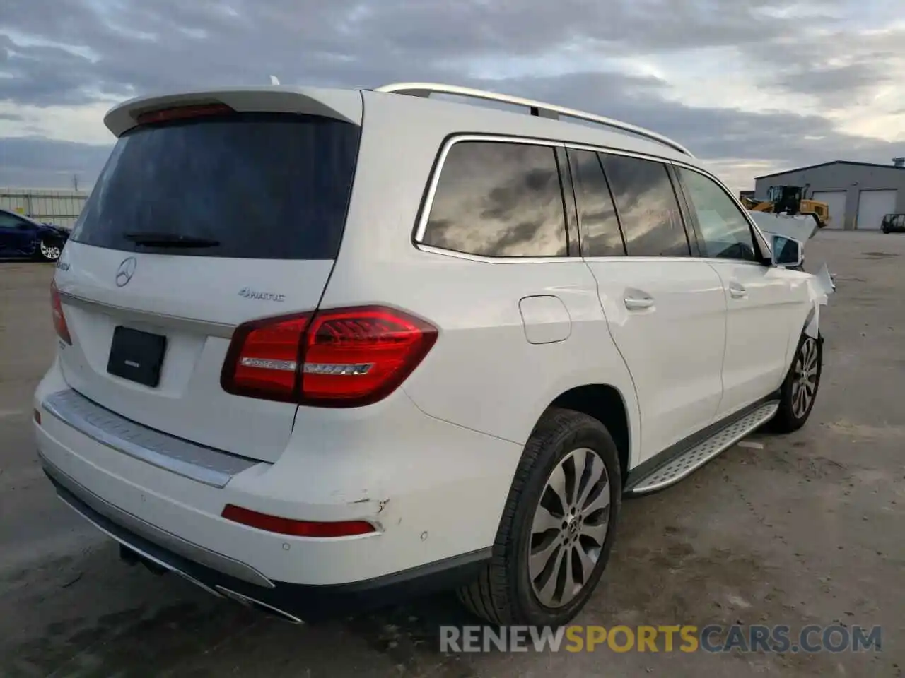 4 Photograph of a damaged car 4JGDF6EE4KB228061 MERCEDES-BENZ GLS-CLASS 2019