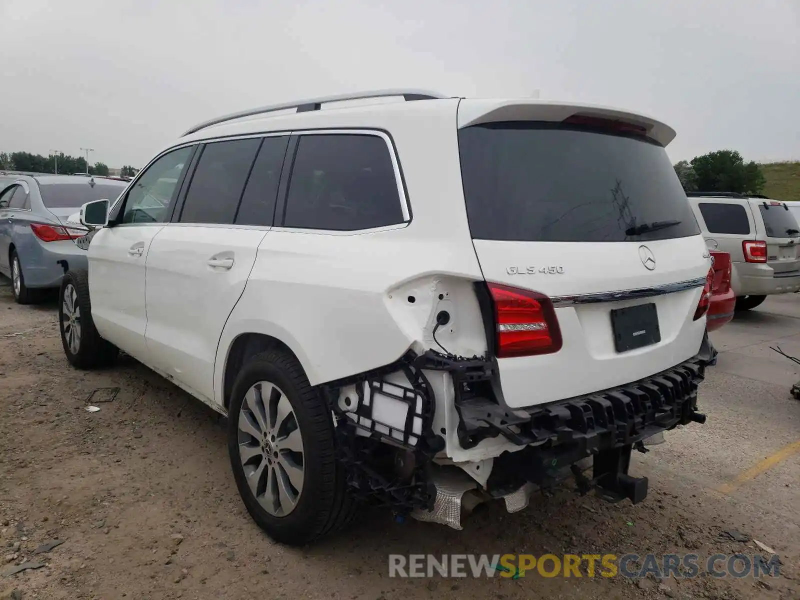 3 Photograph of a damaged car 4JGDF6EE4KB228108 MERCEDES-BENZ GLS-CLASS 2019