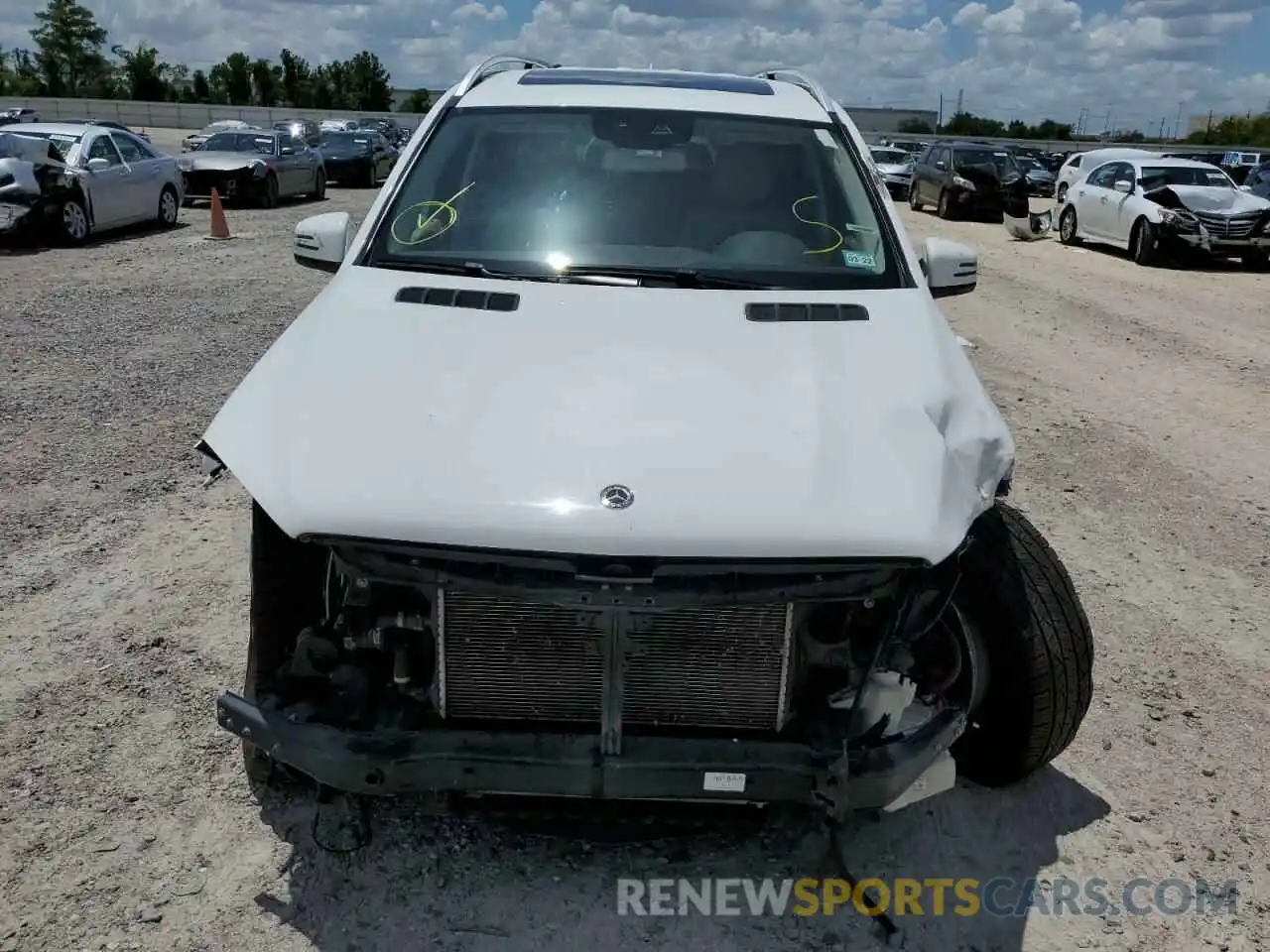 9 Photograph of a damaged car 4JGDF6EE4KB230571 MERCEDES-BENZ GLS-CLASS 2019