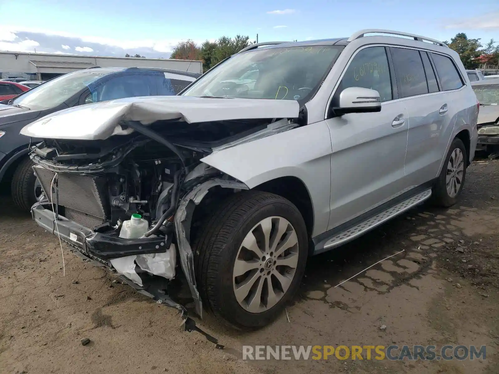 2 Photograph of a damaged car 4JGDF6EE4KB236385 MERCEDES-BENZ GLS-CLASS 2019