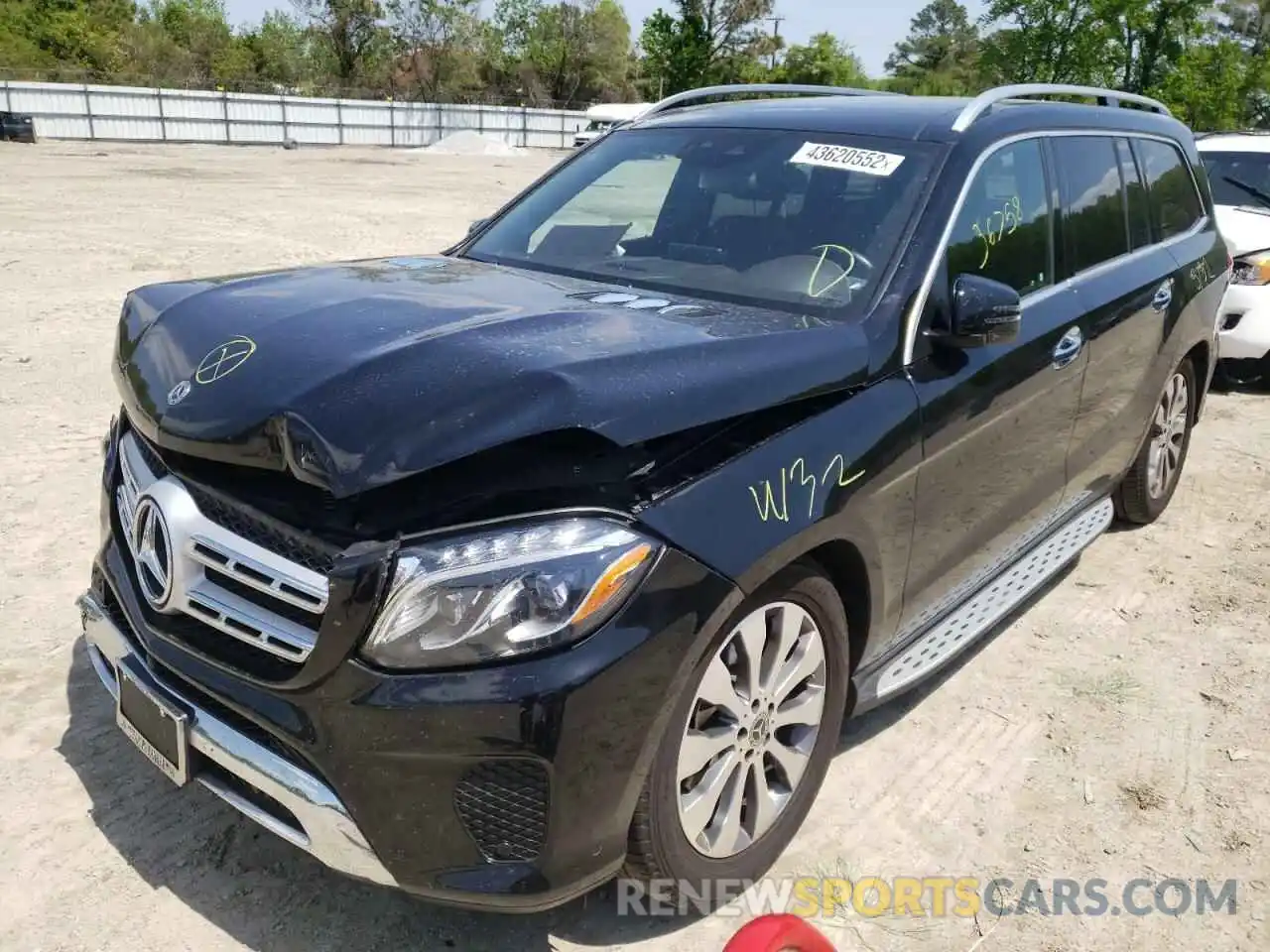 2 Photograph of a damaged car 4JGDF6EE5KB219501 MERCEDES-BENZ GLS-CLASS 2019