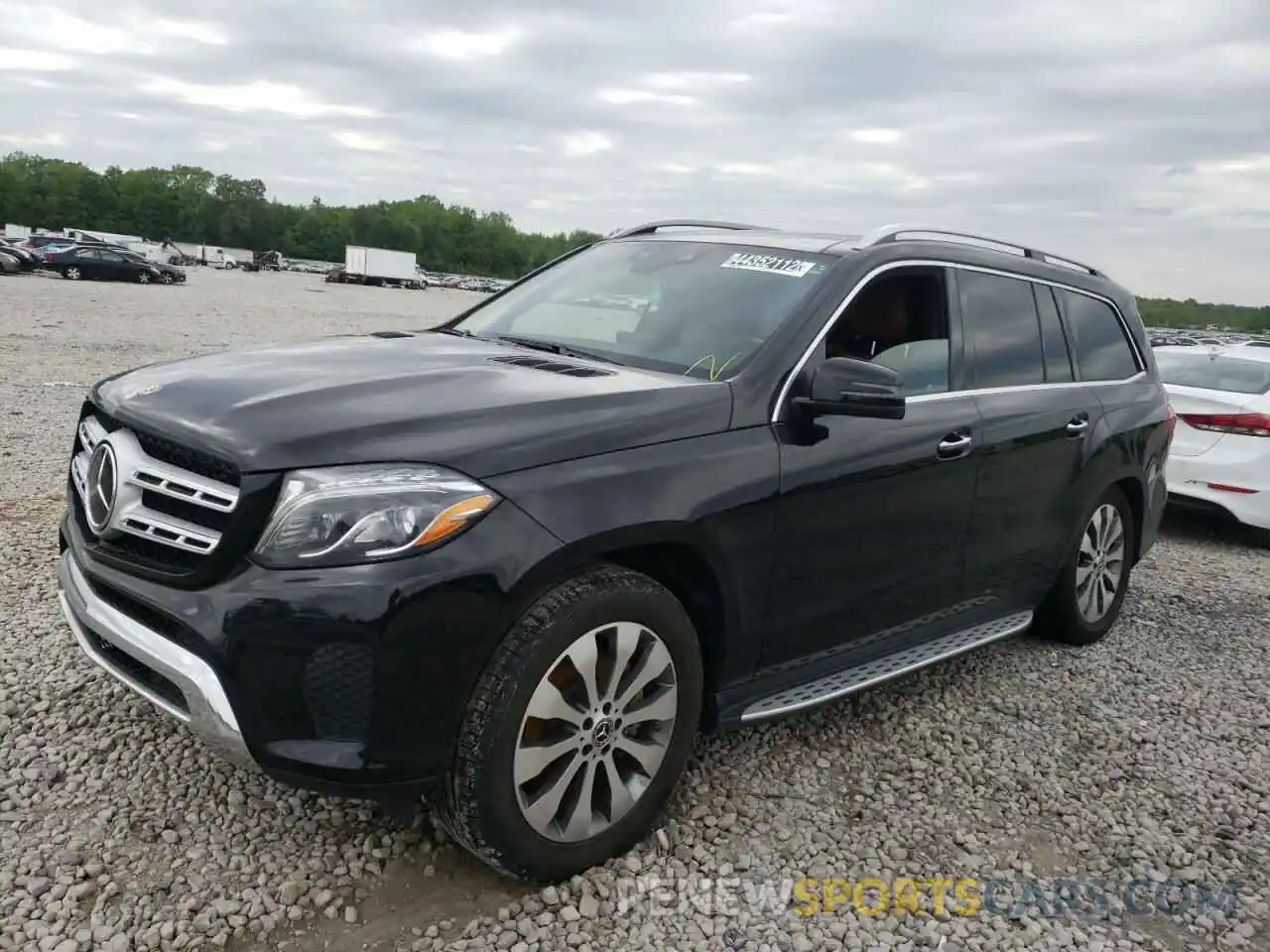 2 Photograph of a damaged car 4JGDF6EE5KB228263 MERCEDES-BENZ GLS-CLASS 2019