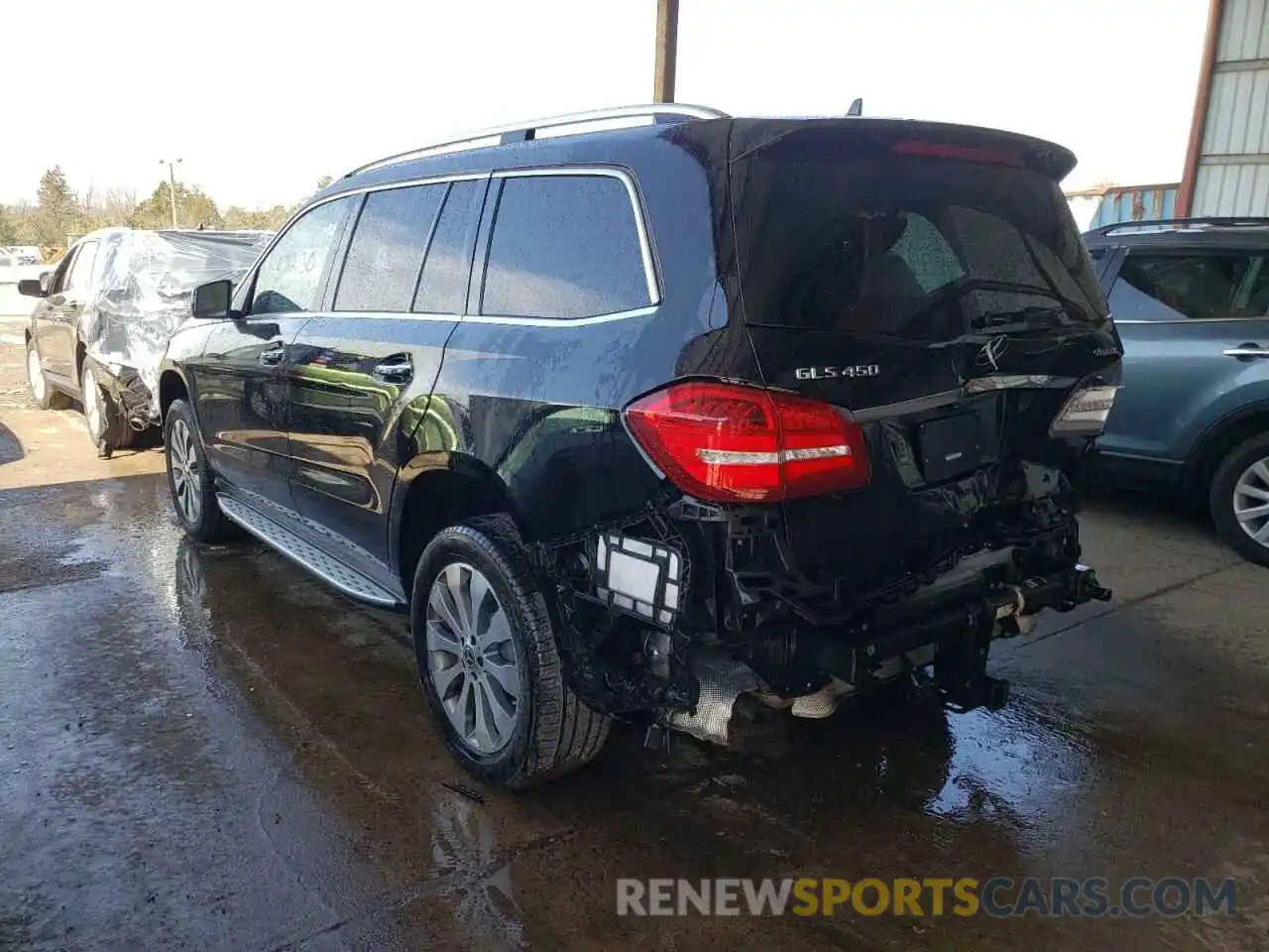 3 Photograph of a damaged car 4JGDF6EE6KB201038 MERCEDES-BENZ GLS-CLASS 2019