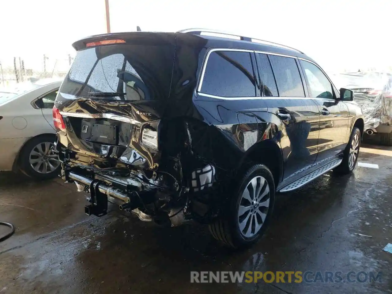 4 Photograph of a damaged car 4JGDF6EE6KB201038 MERCEDES-BENZ GLS-CLASS 2019