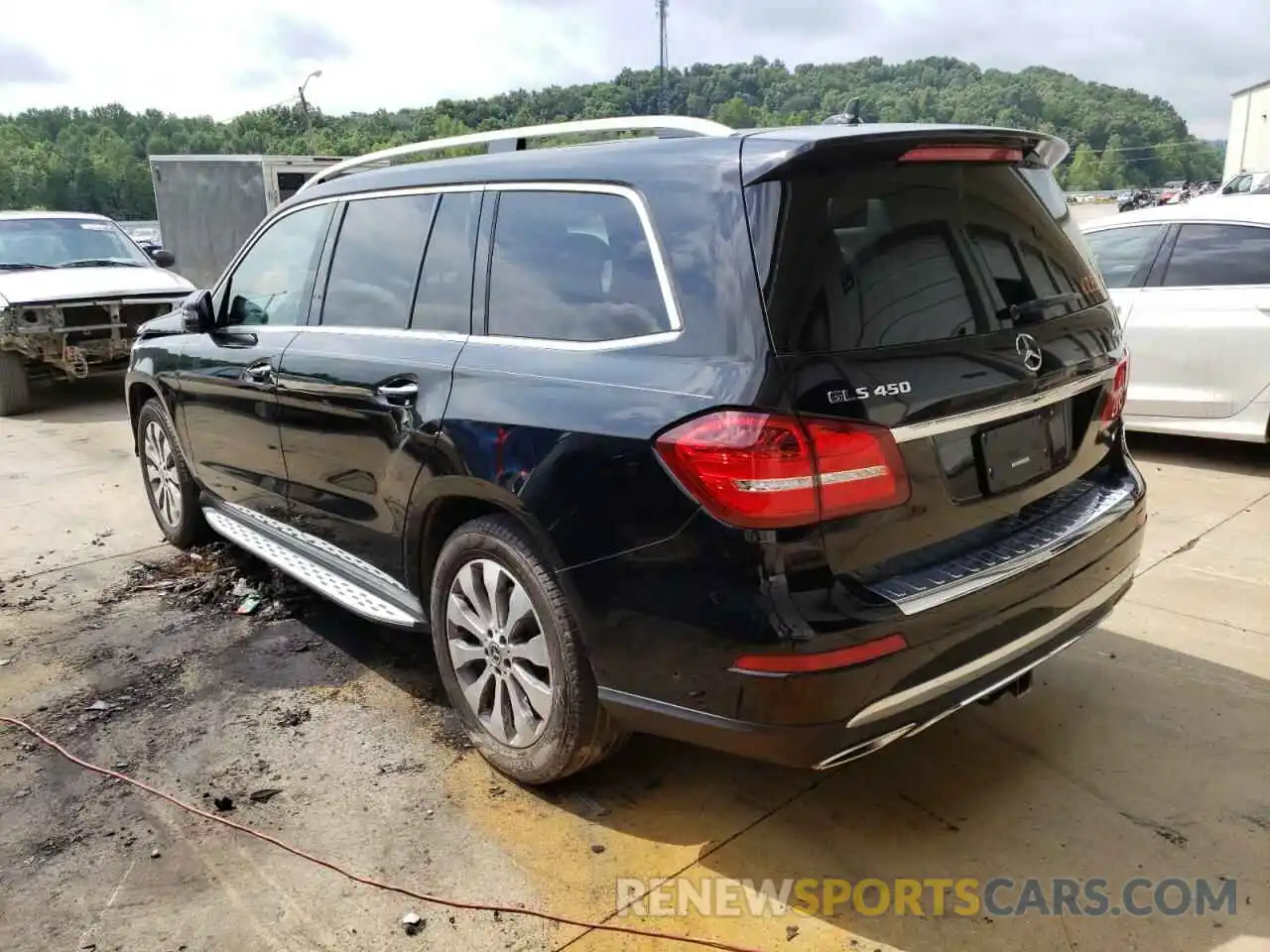 3 Photograph of a damaged car 4JGDF6EE6KB204246 MERCEDES-BENZ GLS-CLASS 2019