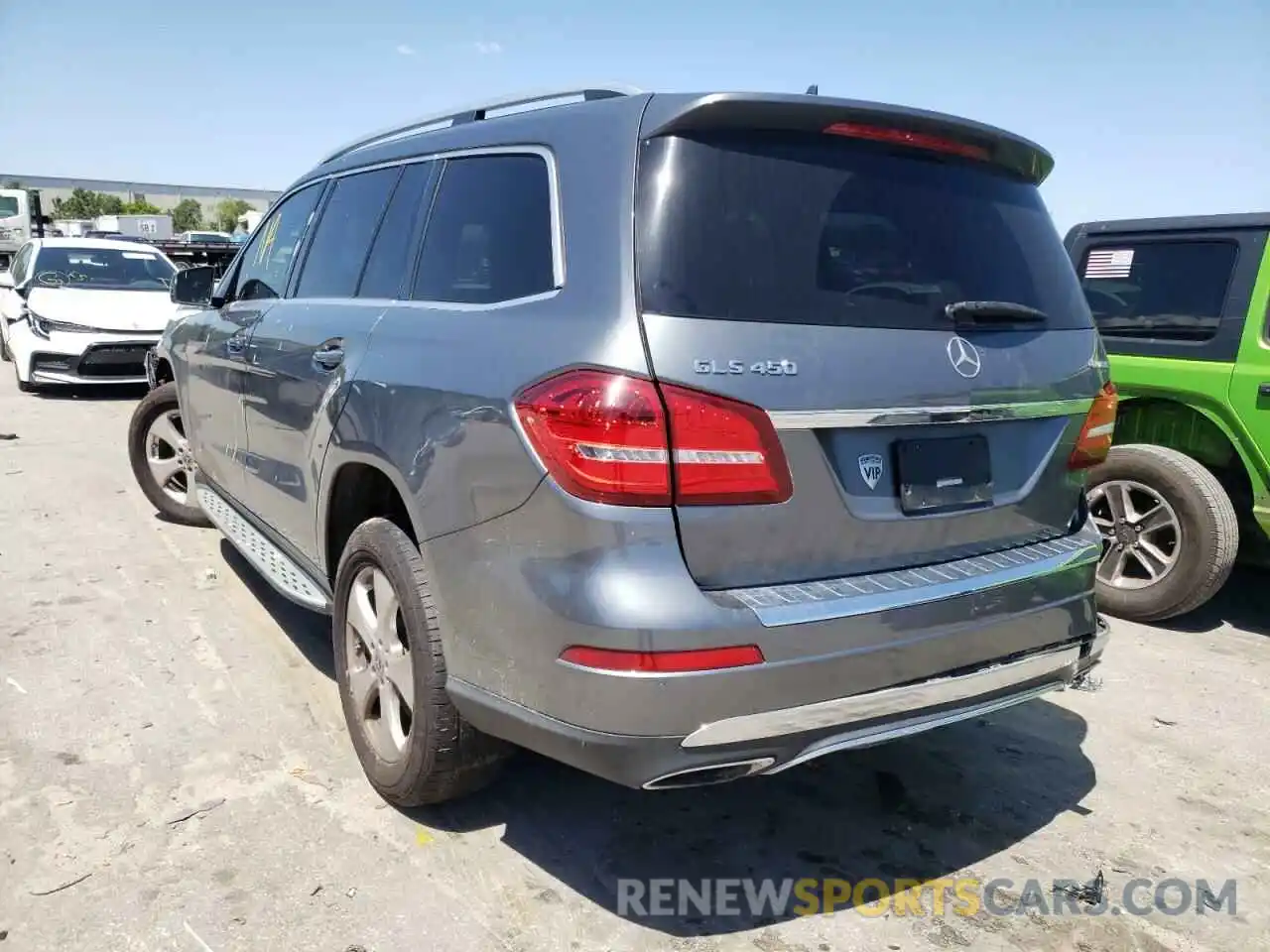 3 Photograph of a damaged car 4JGDF6EE6KB232533 MERCEDES-BENZ GLS-CLASS 2019