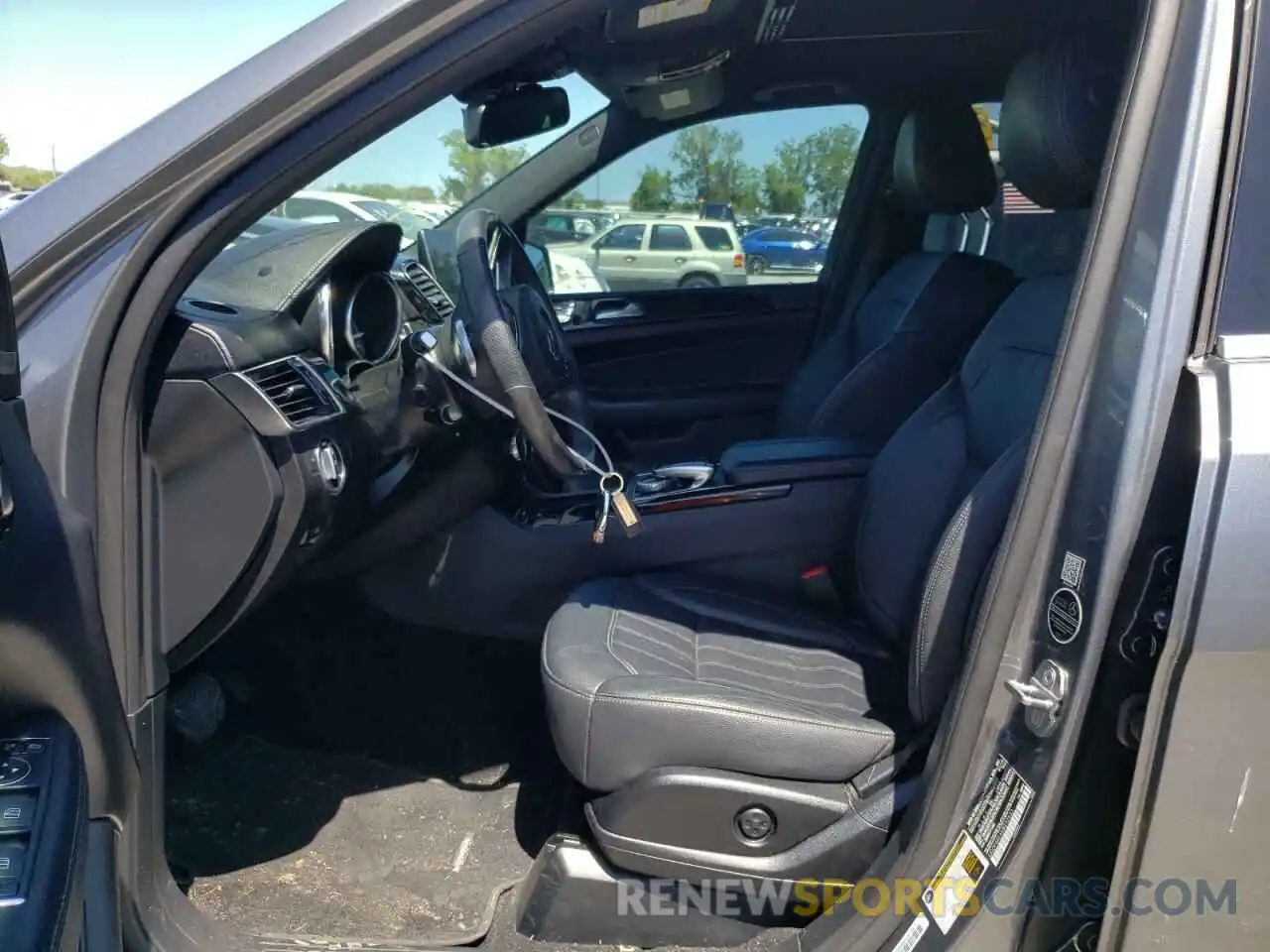 5 Photograph of a damaged car 4JGDF6EE6KB232533 MERCEDES-BENZ GLS-CLASS 2019