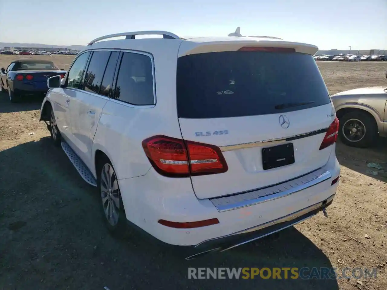 3 Photograph of a damaged car 4JGDF6EE7KB207527 MERCEDES-BENZ GLS-CLASS 2019