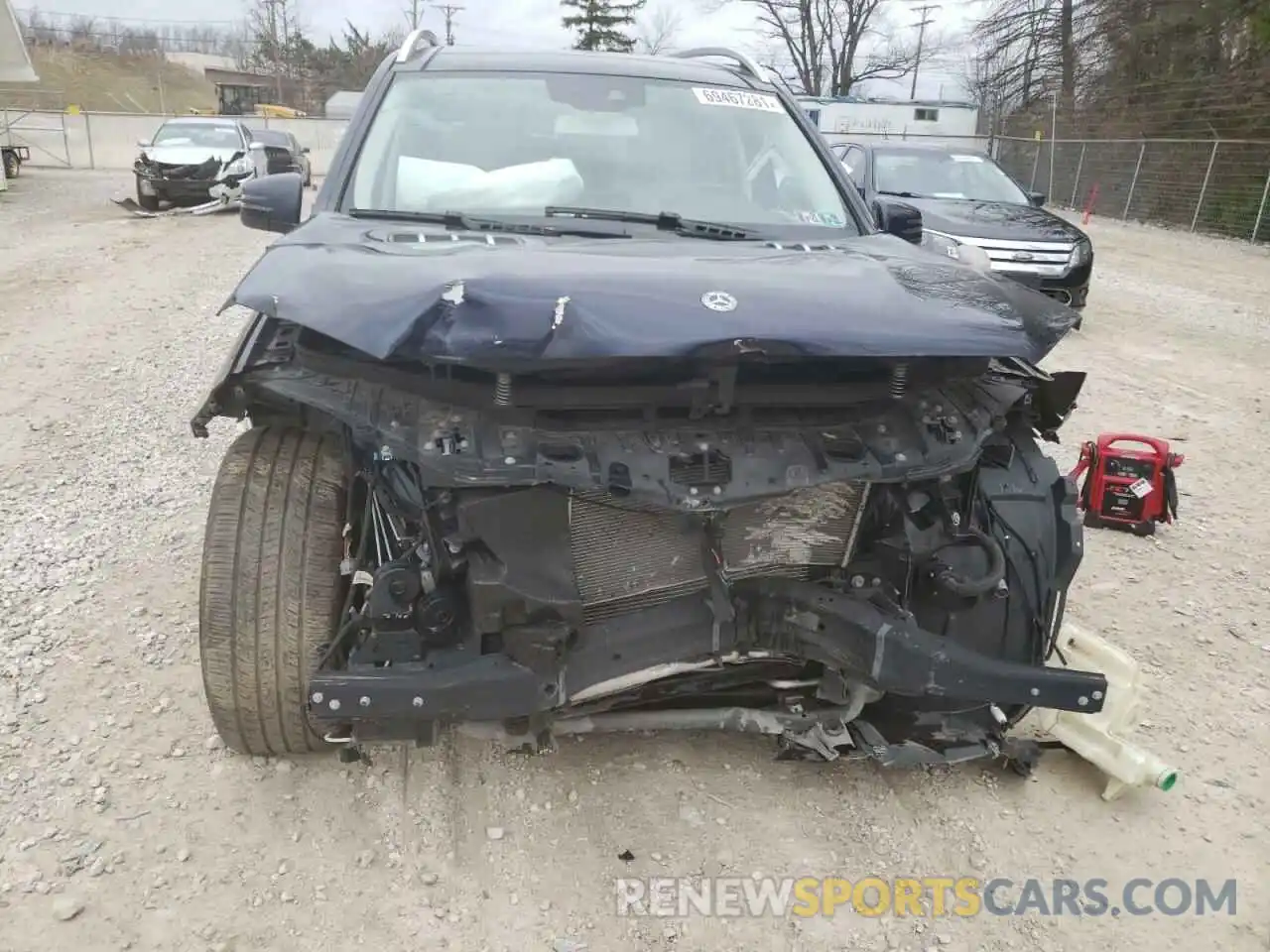 9 Photograph of a damaged car 4JGDF6EE7KB209472 MERCEDES-BENZ GLS-CLASS 2019