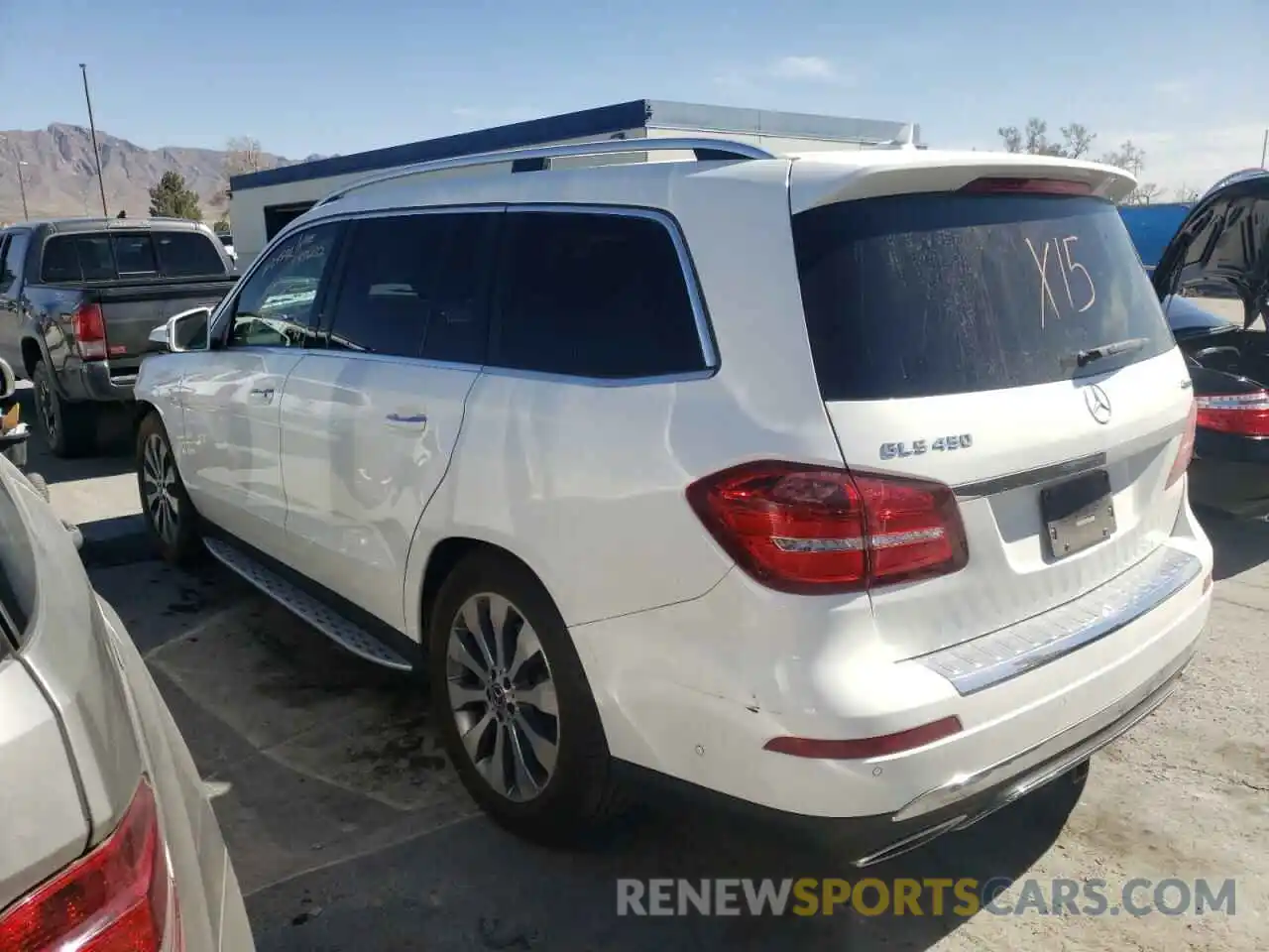 3 Photograph of a damaged car 4JGDF6EE7KB211190 MERCEDES-BENZ GLS-CLASS 2019