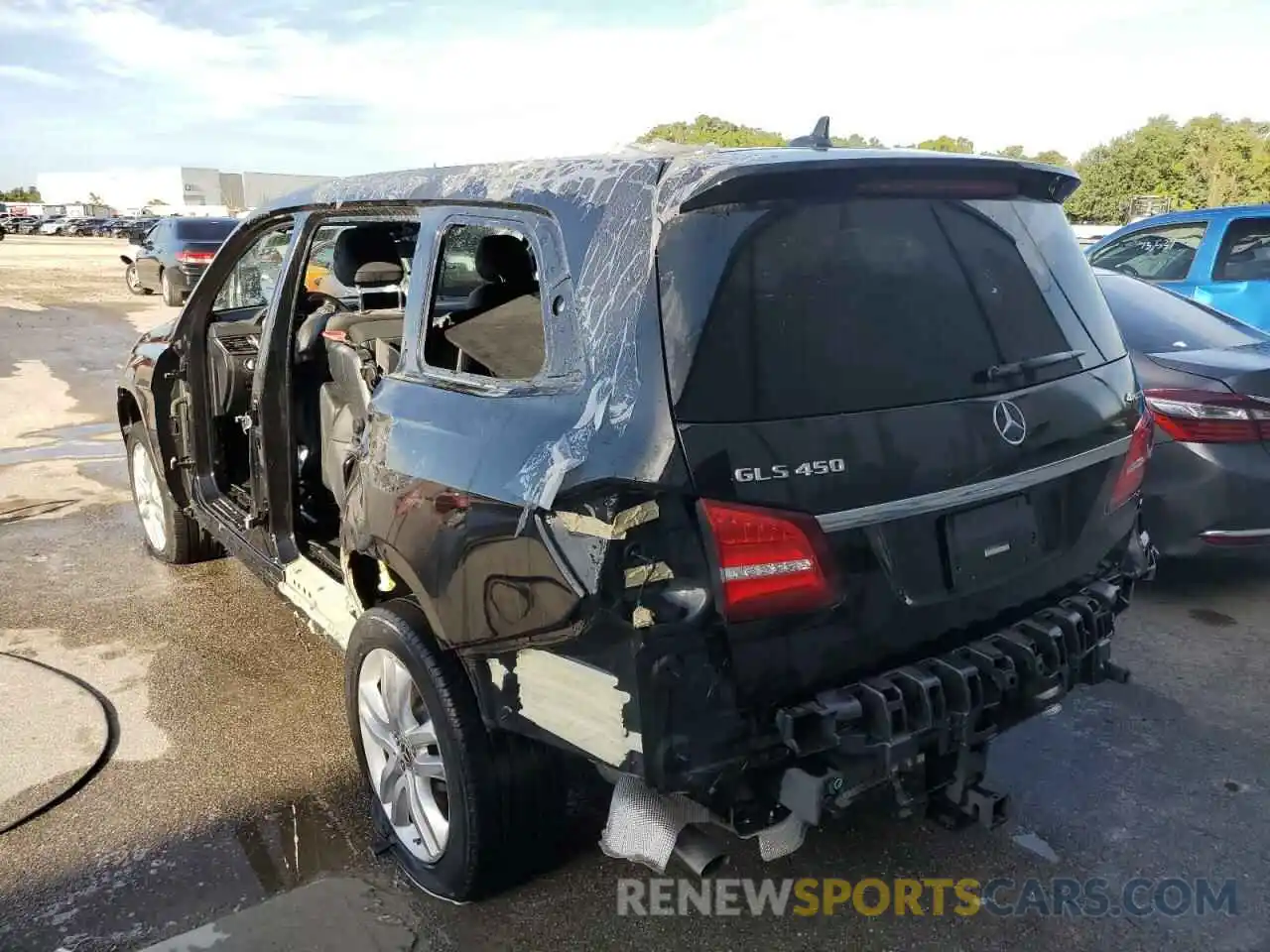 3 Photograph of a damaged car 4JGDF6EE7KB230032 MERCEDES-BENZ GLS-CLASS 2019