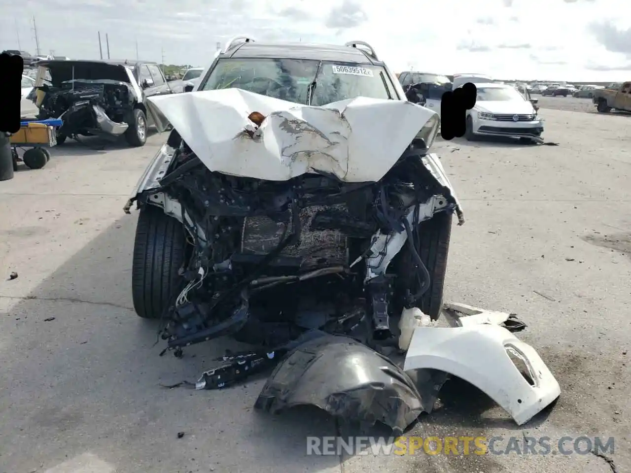 9 Photograph of a damaged car 4JGDF6EE7KB233206 MERCEDES-BENZ GLS-CLASS 2019