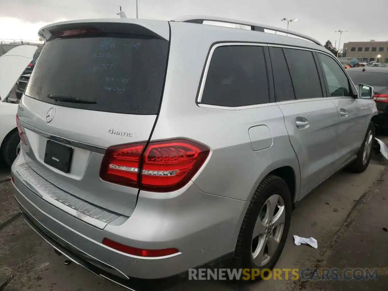 4 Photograph of a damaged car 4JGDF6EE7KB233352 MERCEDES-BENZ GLS-CLASS 2019