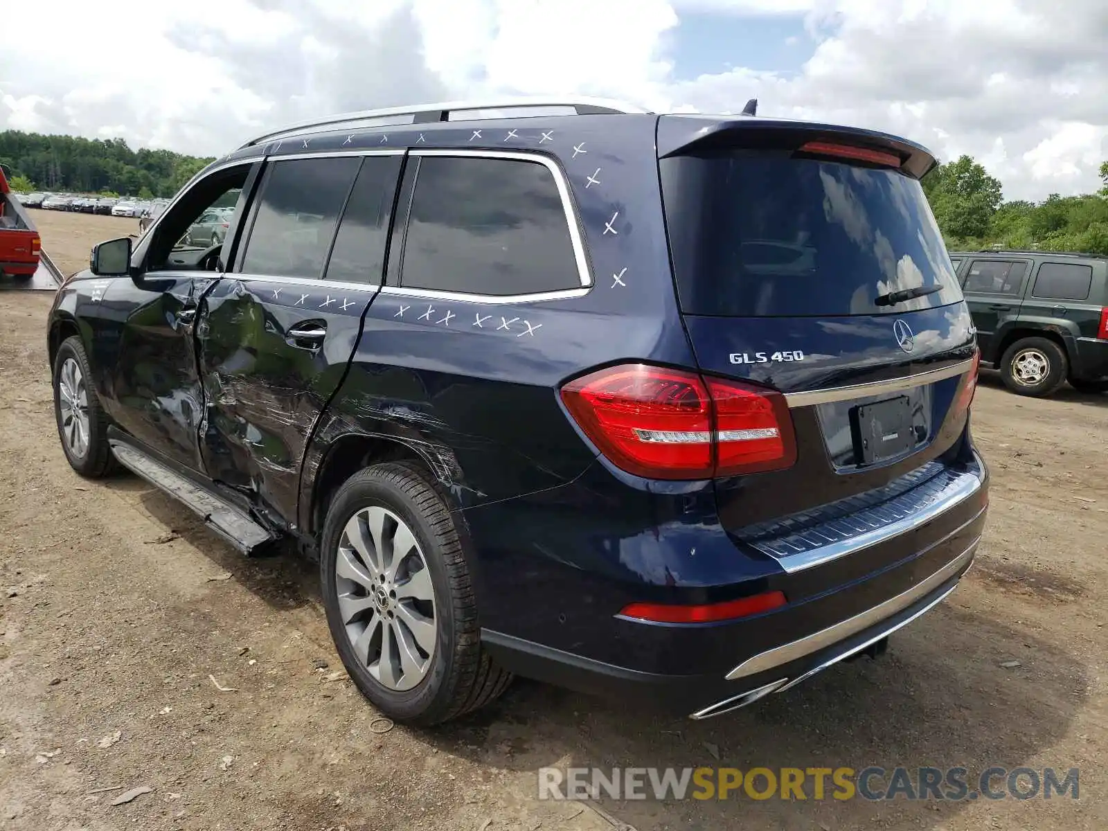 3 Photograph of a damaged car 4JGDF6EE8KB199499 MERCEDES-BENZ GLS-CLASS 2019