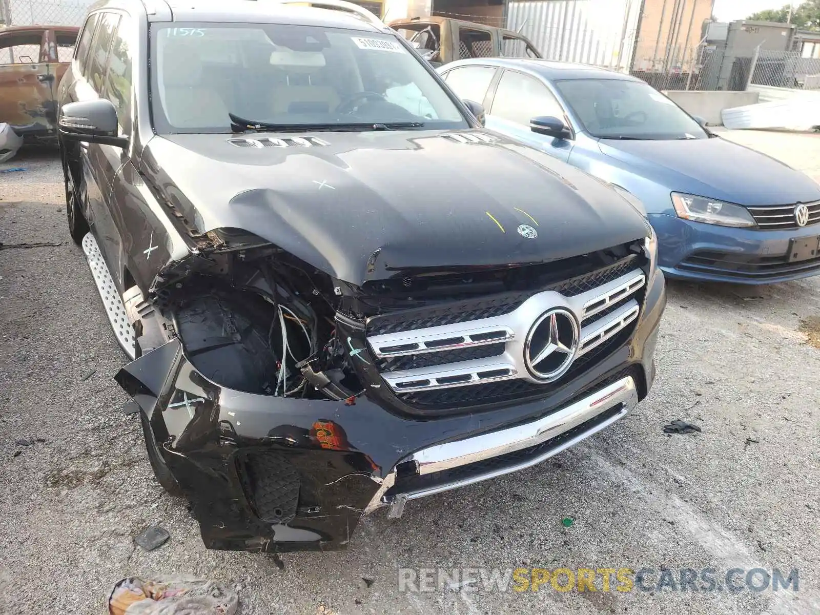 9 Photograph of a damaged car 4JGDF6EE8KB210081 MERCEDES-BENZ GLS-CLASS 2019