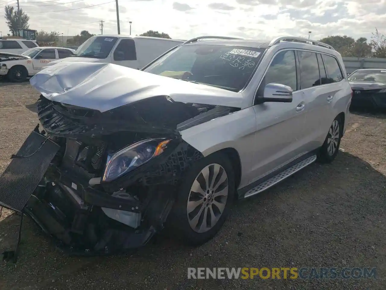 2 Photograph of a damaged car 4JGDF6EE8KB236731 MERCEDES-BENZ GLS-CLASS 2019