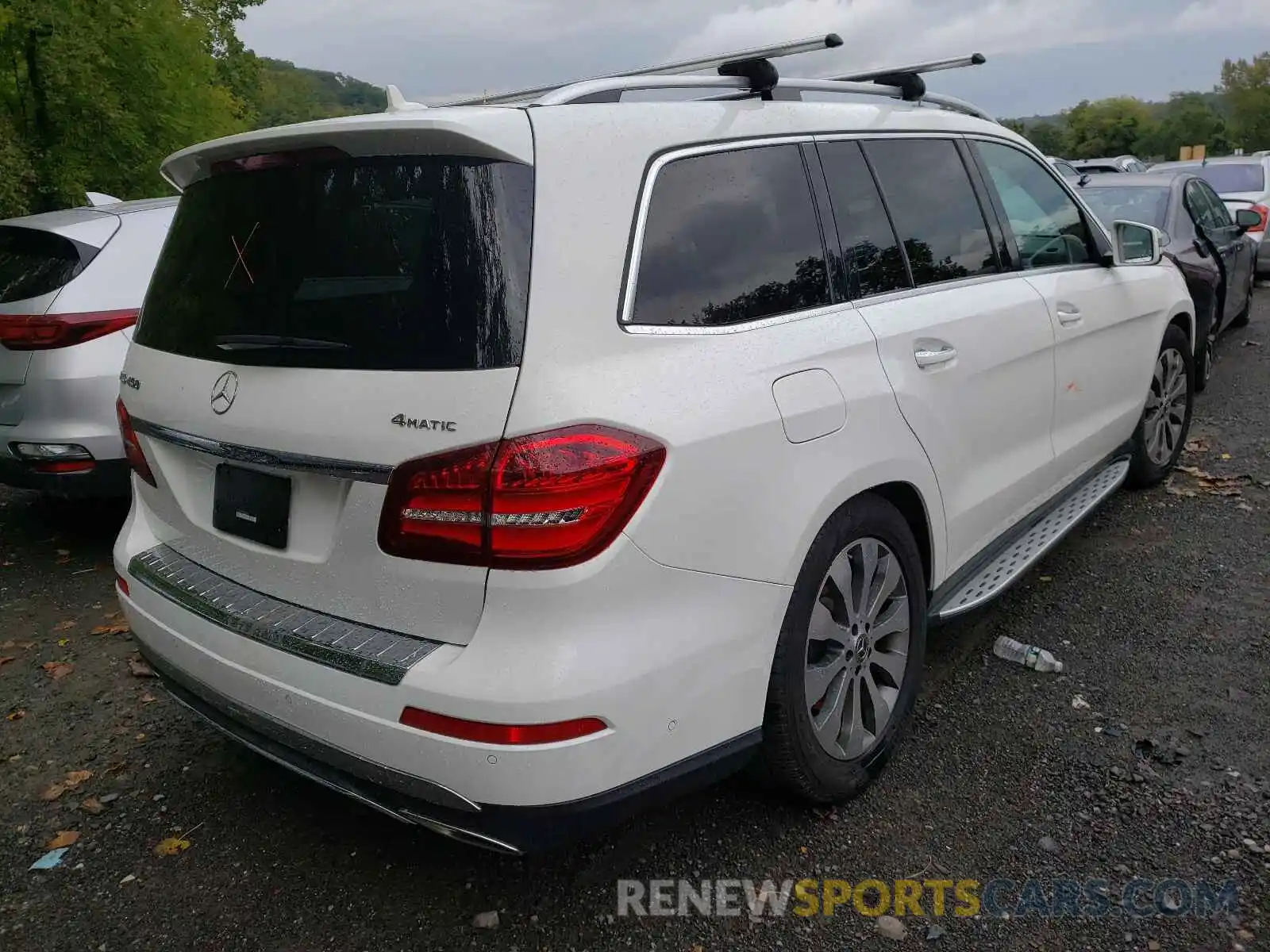 4 Photograph of a damaged car 4JGDF6EE8KB238088 MERCEDES-BENZ GLS-CLASS 2019