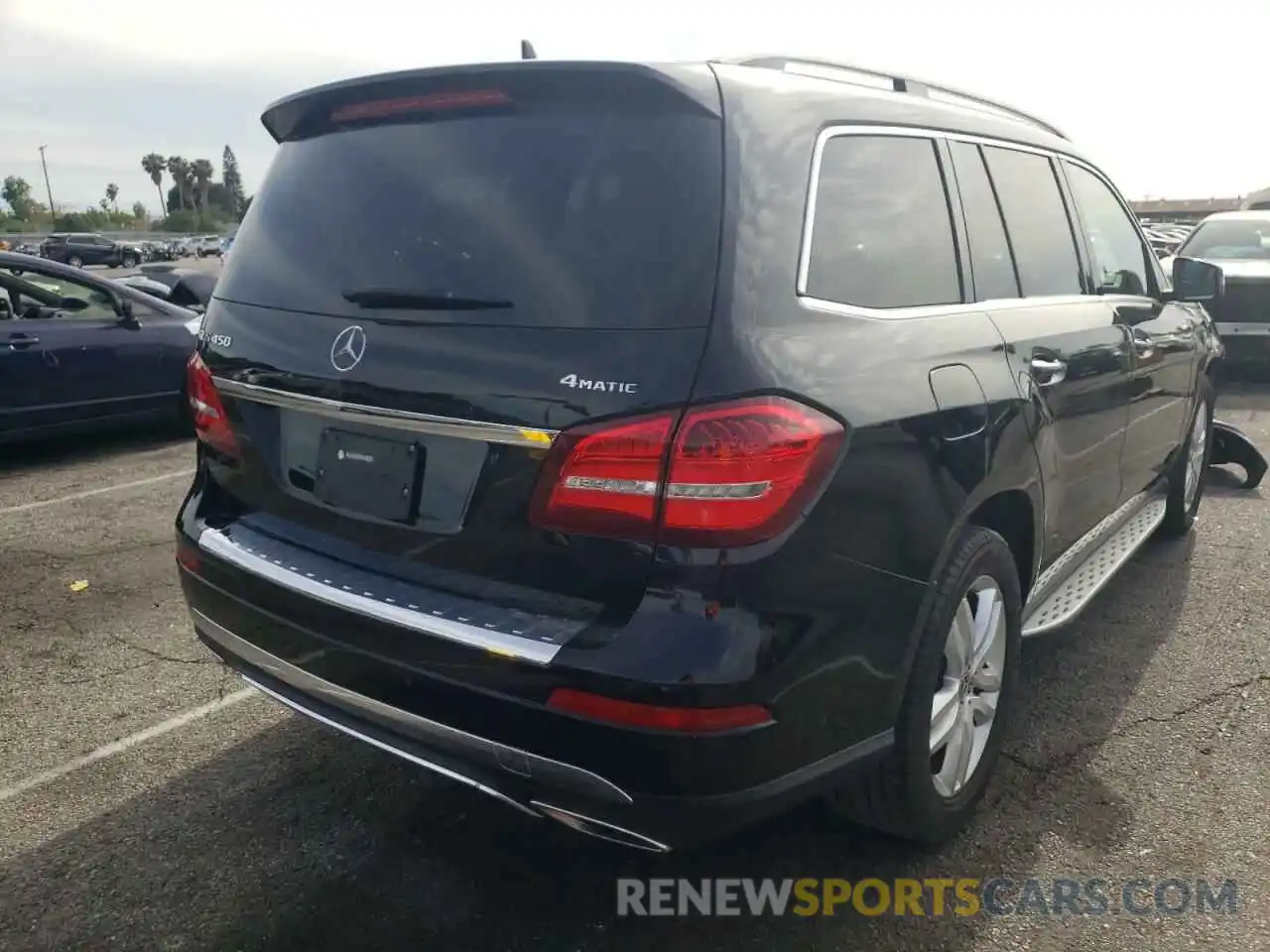 4 Photograph of a damaged car 4JGDF6EE9KB208002 MERCEDES-BENZ GLS-CLASS 2019