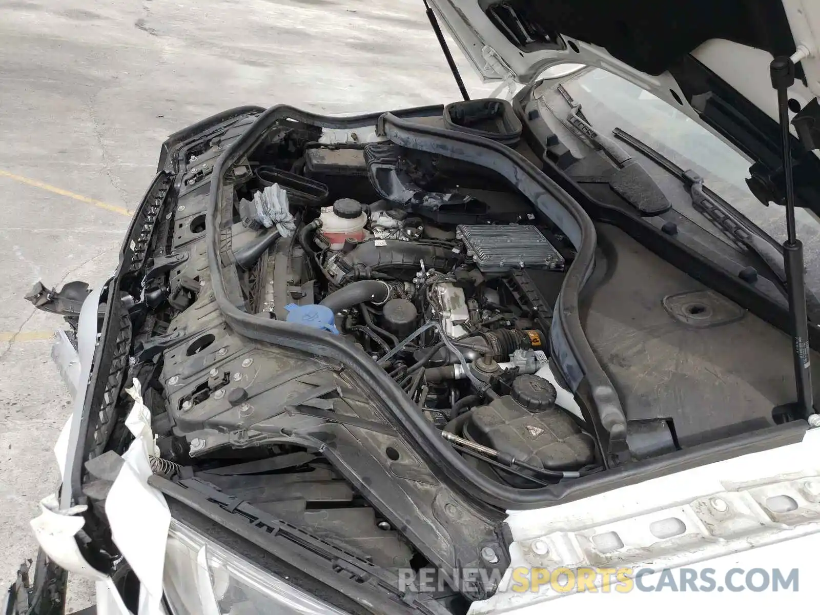 9 Photograph of a damaged car 4JGDF6EEXKB239470 MERCEDES-BENZ GLS-CLASS 2019