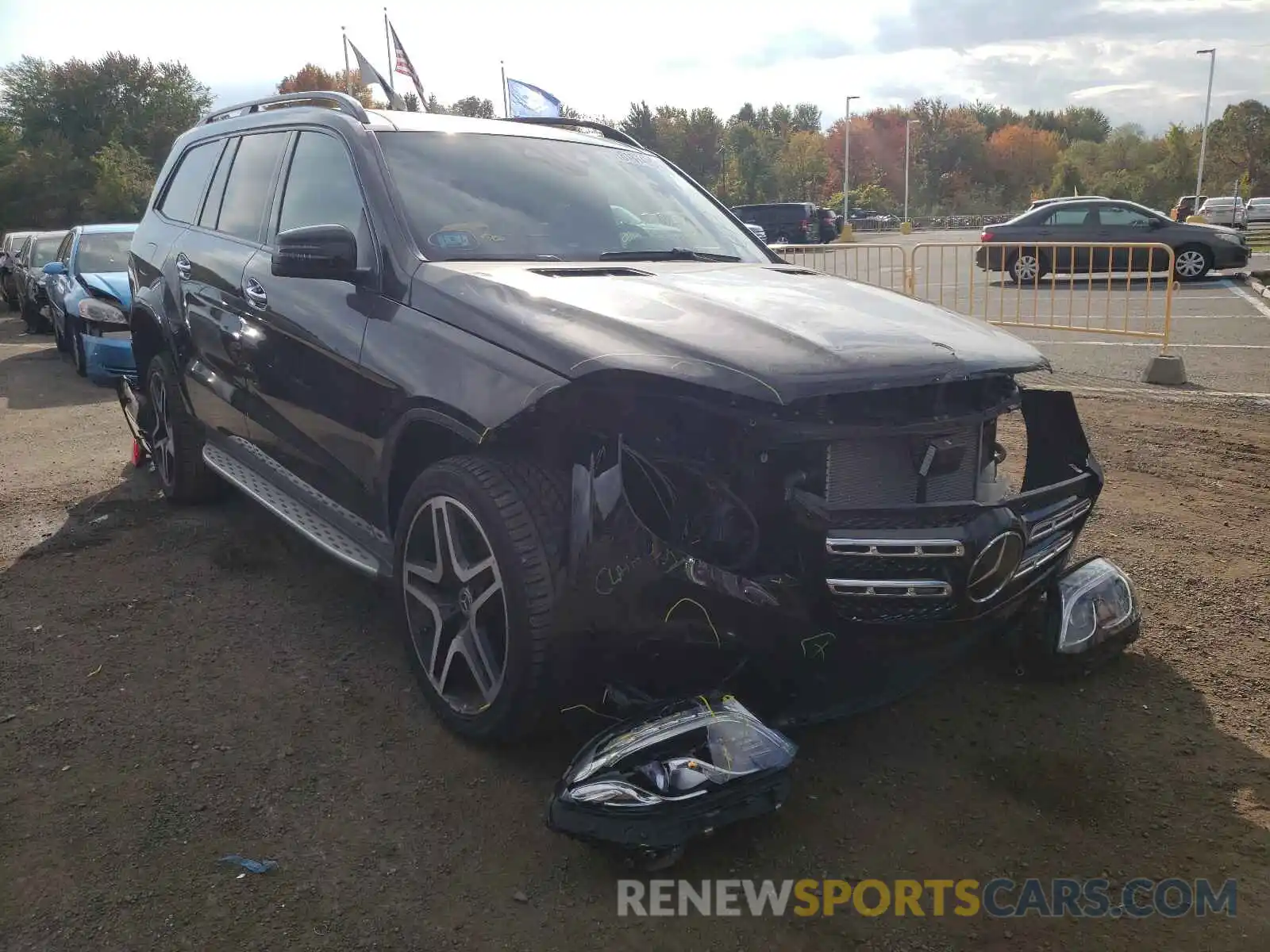 1 Photograph of a damaged car 4JGDF7DE0KB223883 MERCEDES-BENZ GLS-CLASS 2019