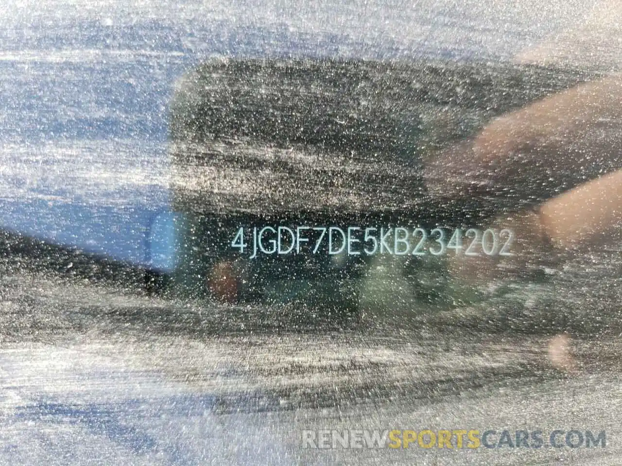 10 Photograph of a damaged car 4JGDF7DE5KB234202 MERCEDES-BENZ GLS-CLASS 2019