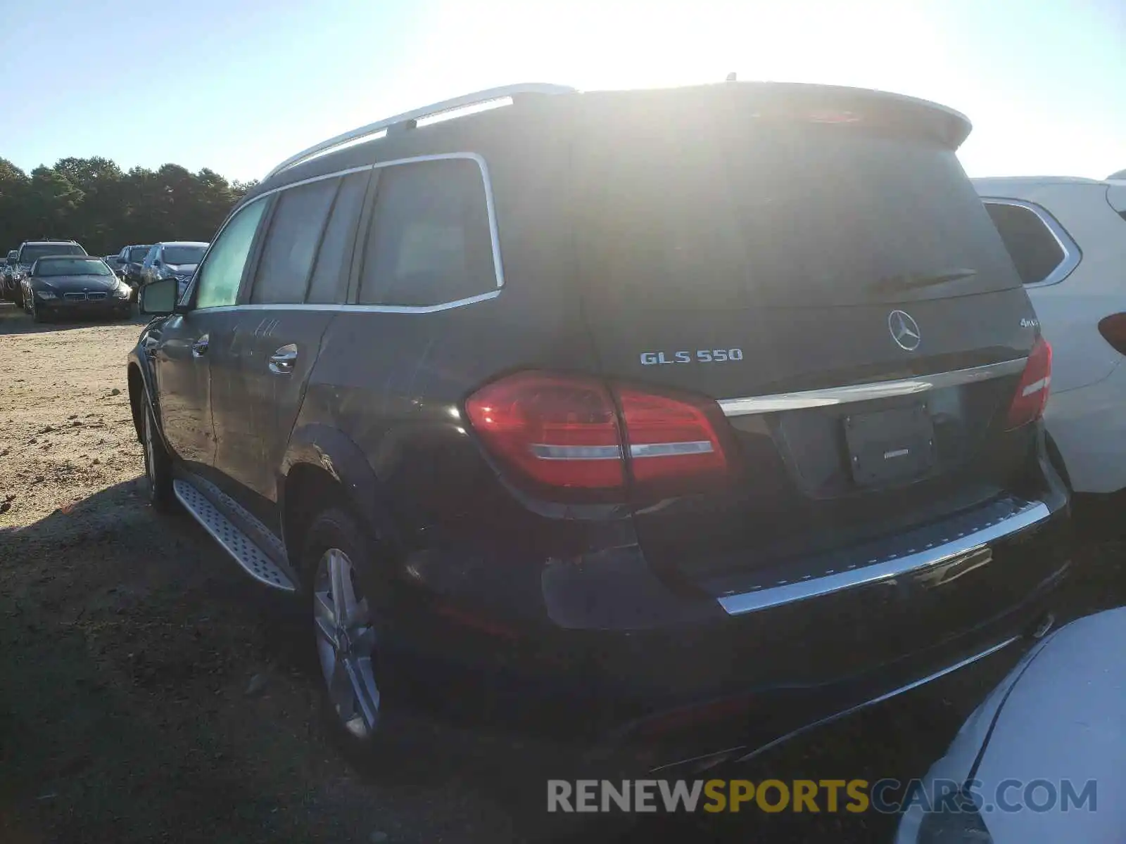 3 Photograph of a damaged car 4JGDF7DE8KB197937 MERCEDES-BENZ GLS-CLASS 2019