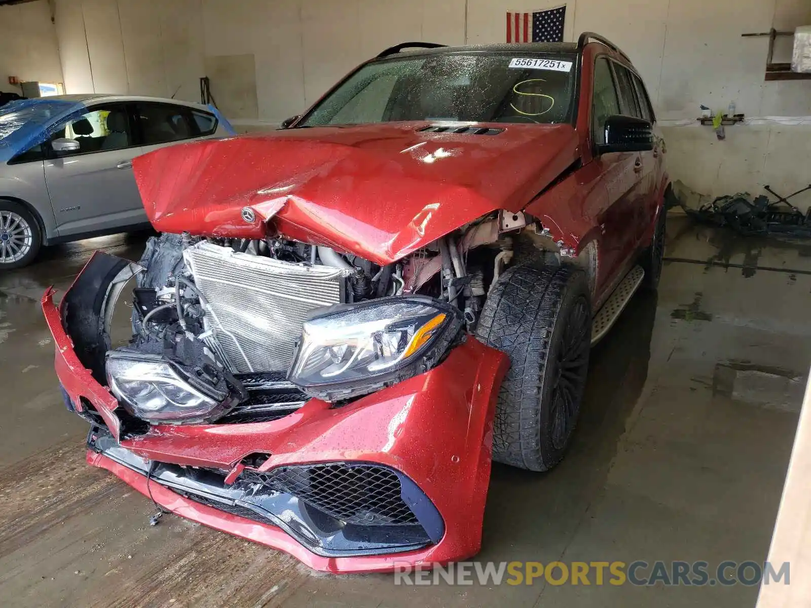 2 Photograph of a damaged car 4JGDF7FE2KB225955 MERCEDES-BENZ GLS-CLASS 2019