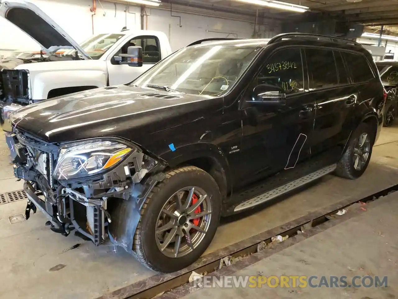 2 Photograph of a damaged car 4JGDF7FE8KB225927 MERCEDES-BENZ GLS-CLASS 2019