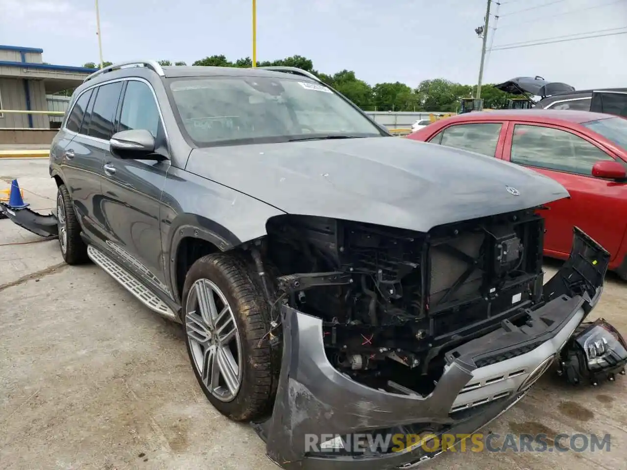 1 Photograph of a damaged car 4JGFF5KE0LA149873 MERCEDES-BENZ GLS-CLASS 2020