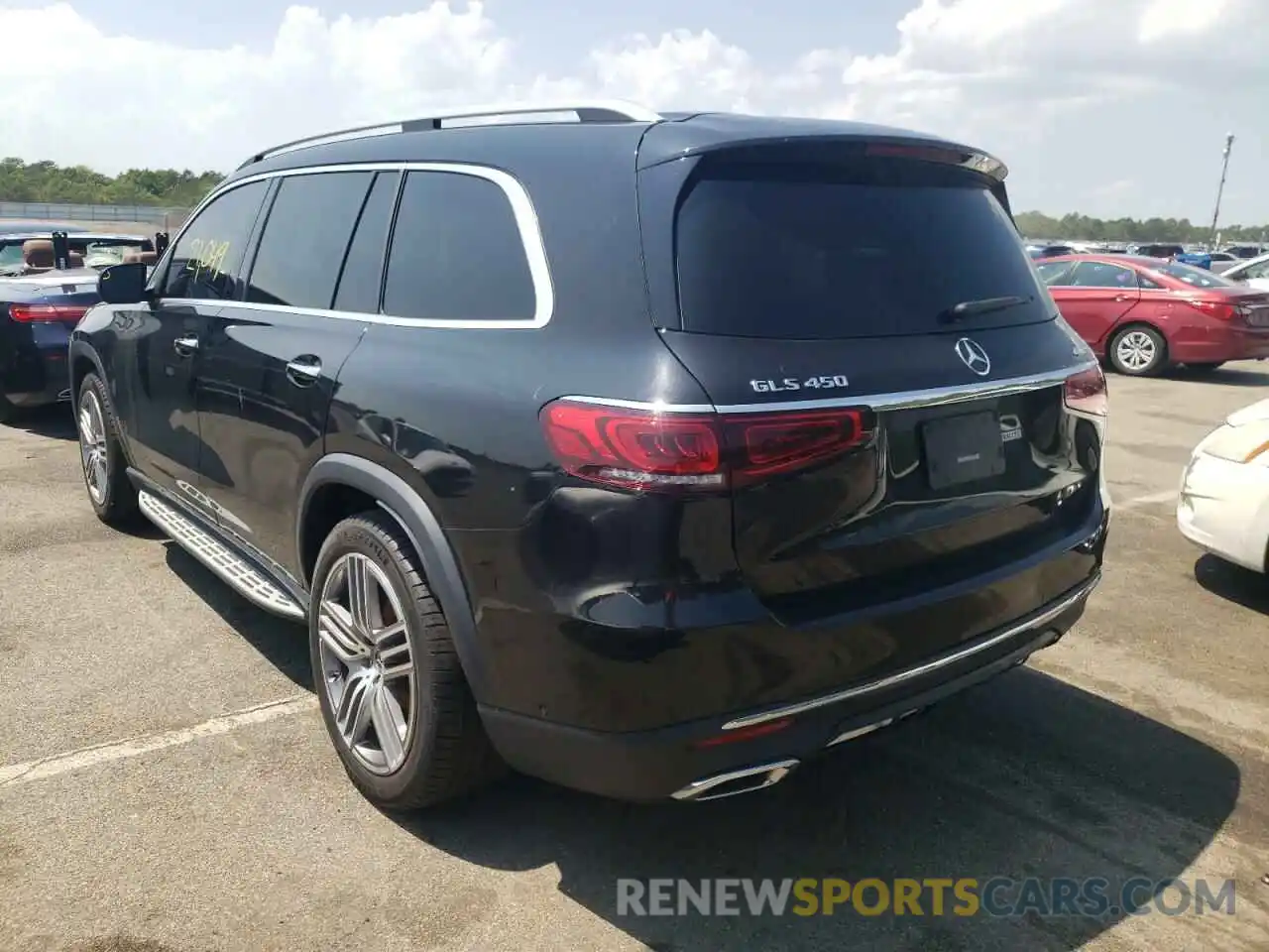 3 Photograph of a damaged car 4JGFF5KE0LA156936 MERCEDES-BENZ GLS-CLASS 2020