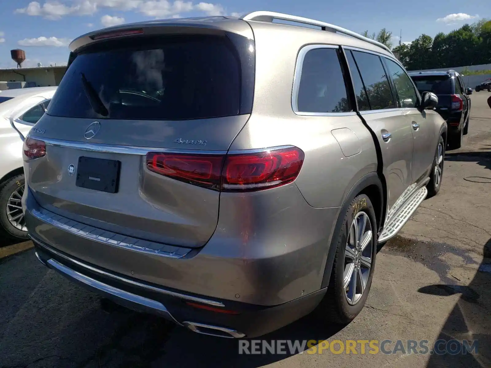 4 Photograph of a damaged car 4JGFF5KE1LA140065 MERCEDES-BENZ GLS-CLASS 2020