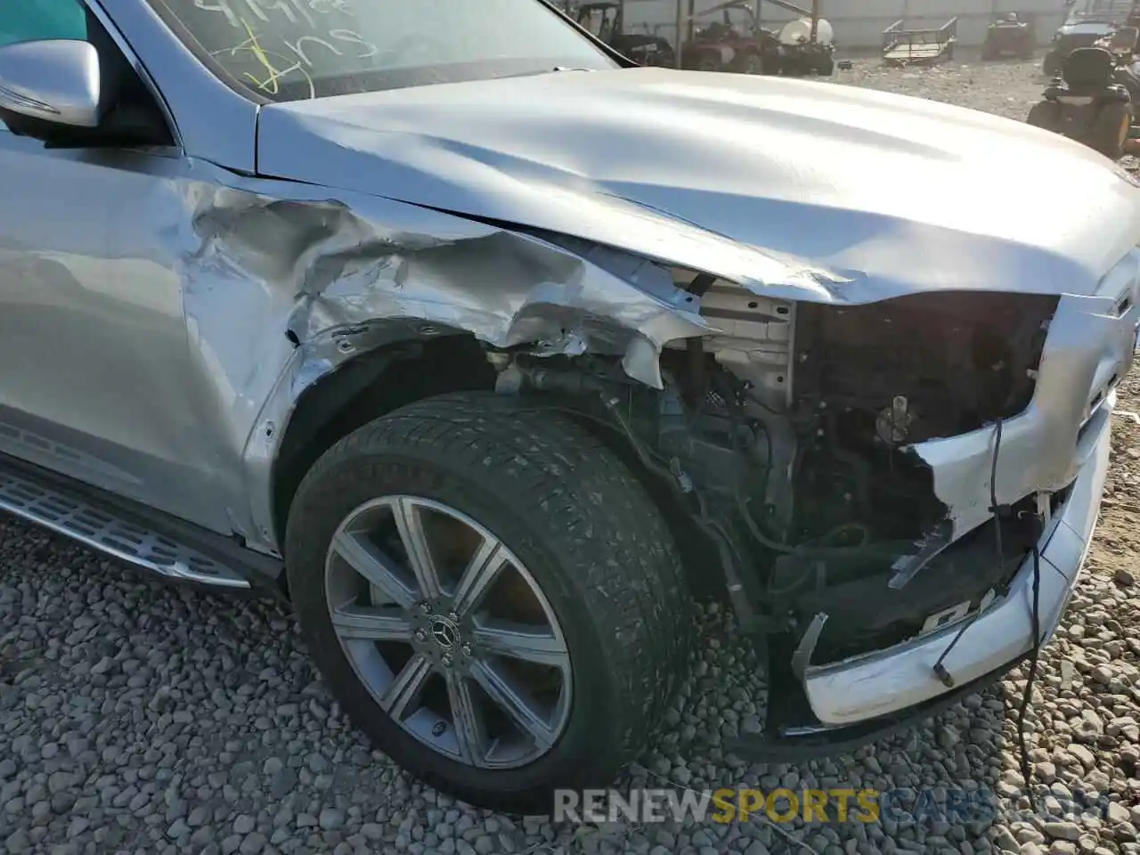 9 Photograph of a damaged car 4JGFF5KE1LA145167 MERCEDES-BENZ GLS-CLASS 2020