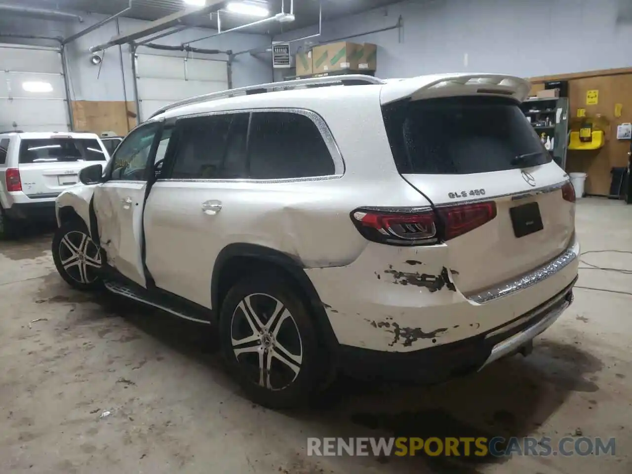 3 Photograph of a damaged car 4JGFF5KE1LA173938 MERCEDES-BENZ GLS-CLASS 2020