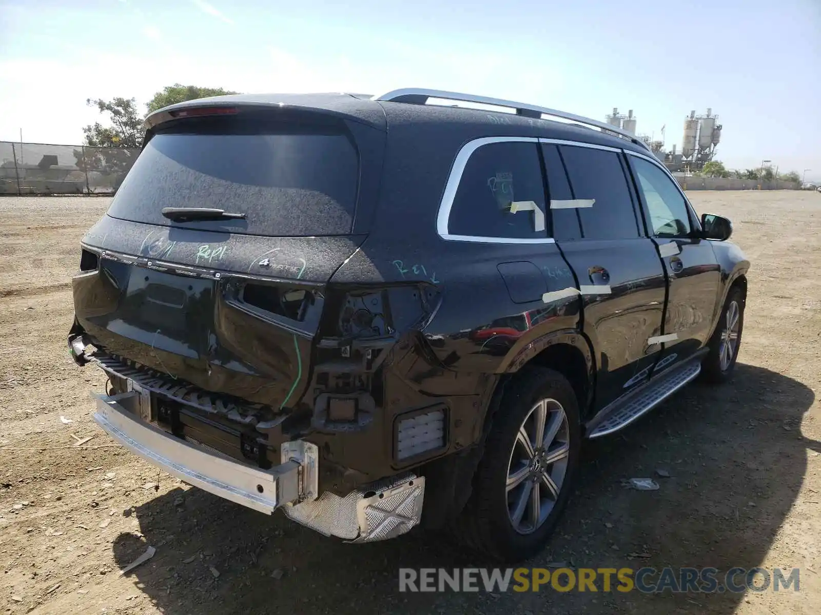 4 Photograph of a damaged car 4JGFF5KE1LA184745 MERCEDES-BENZ GLS-CLASS 2020