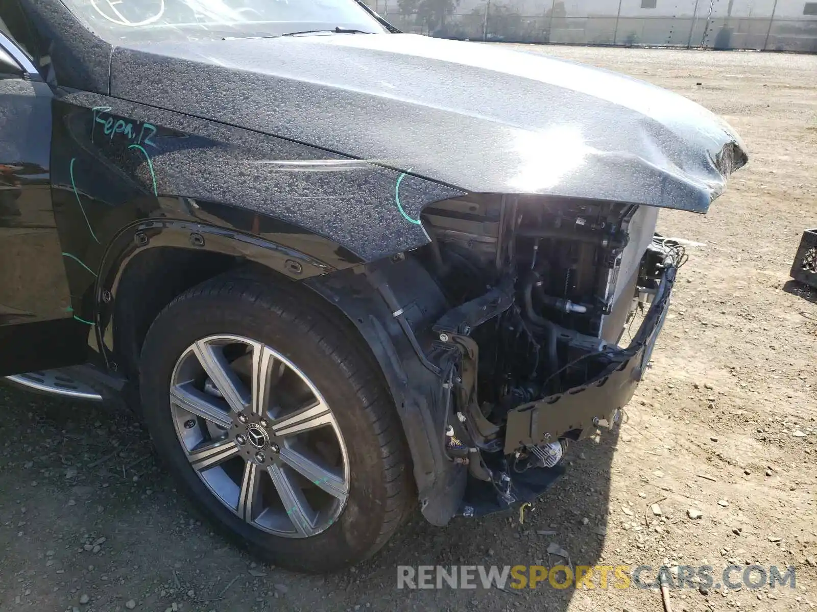 9 Photograph of a damaged car 4JGFF5KE1LA184745 MERCEDES-BENZ GLS-CLASS 2020