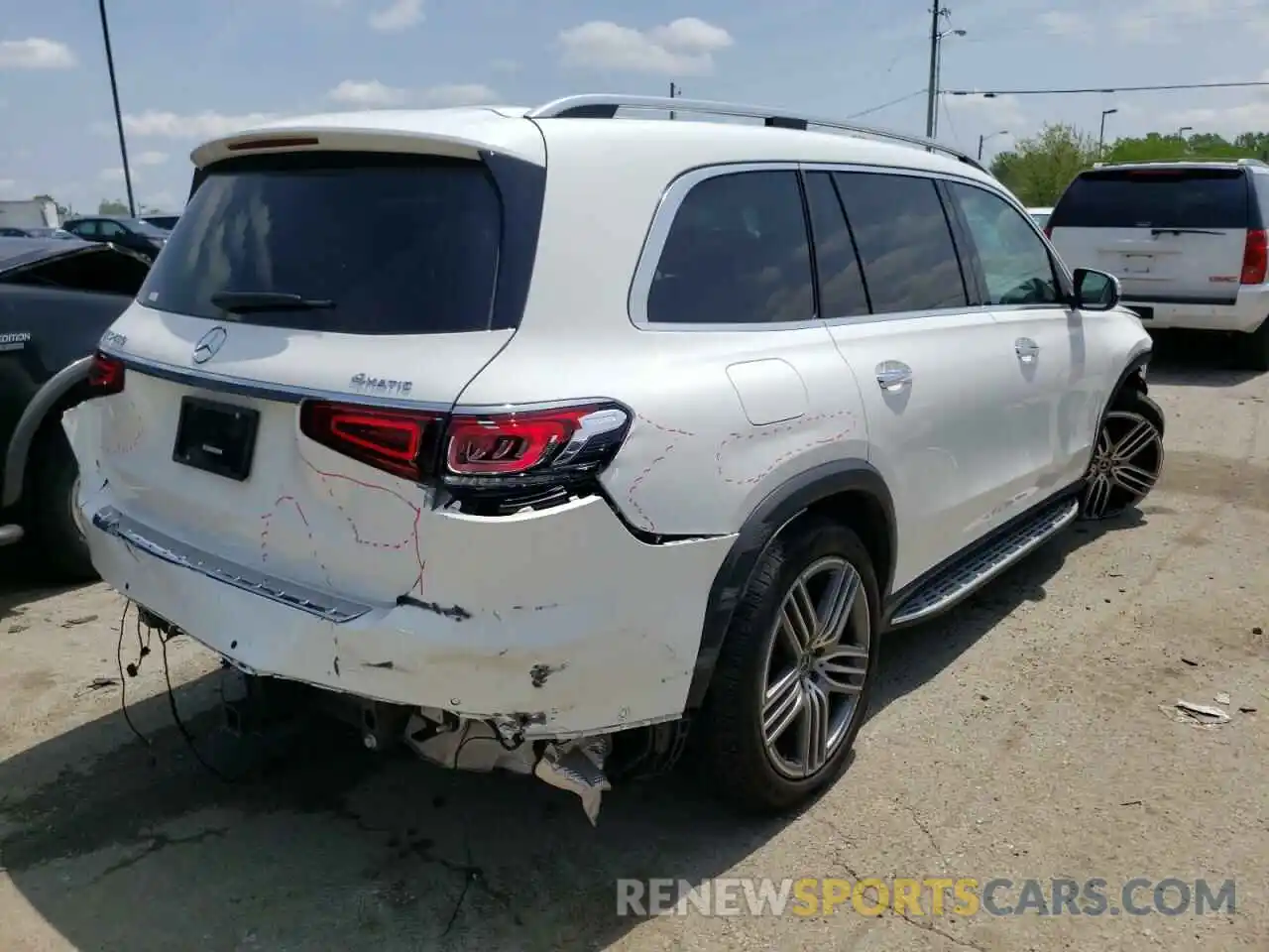 4 Photograph of a damaged car 4JGFF5KE1LA252901 MERCEDES-BENZ GLS-CLASS 2020